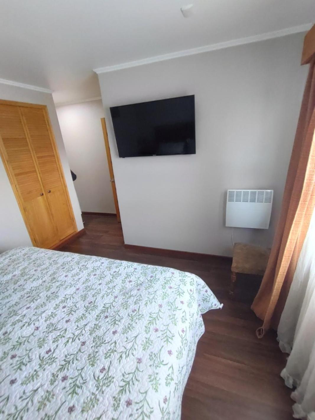 Double Room with Private Bathroom photo 3