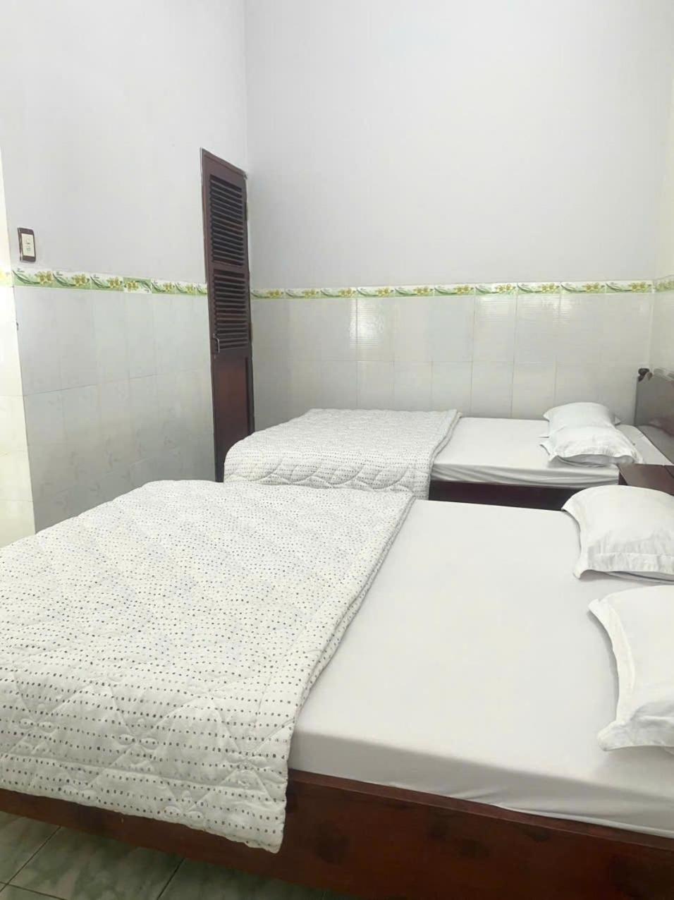 Large Double Room photo 3