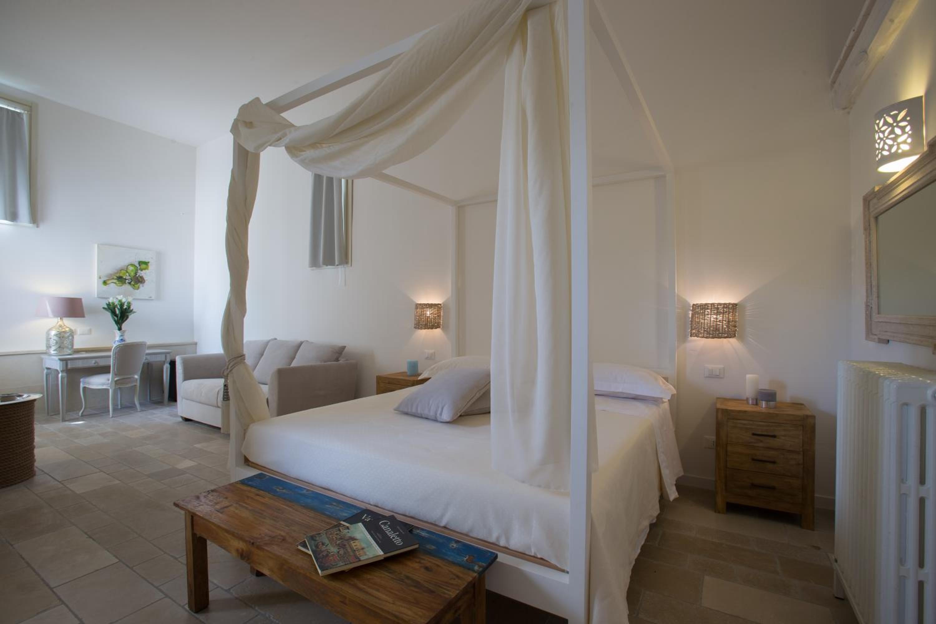 Superior King Room photo 1