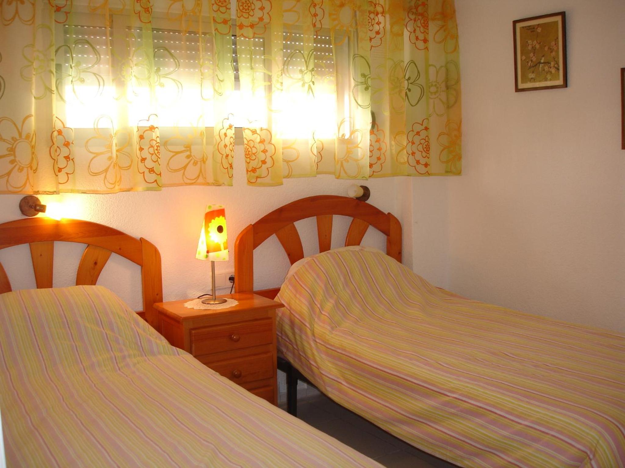 Apartamento con vista a la piscina