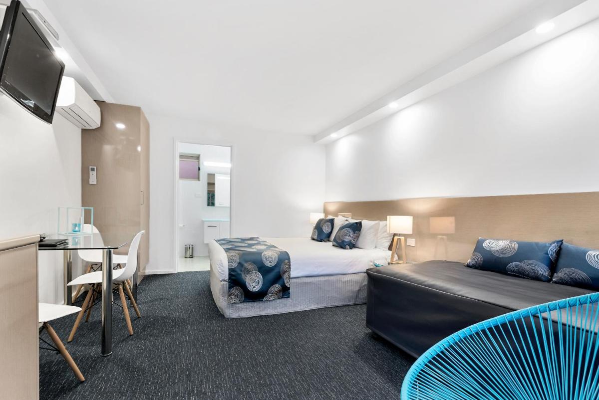 Deluxe Queen Room - Photo 3