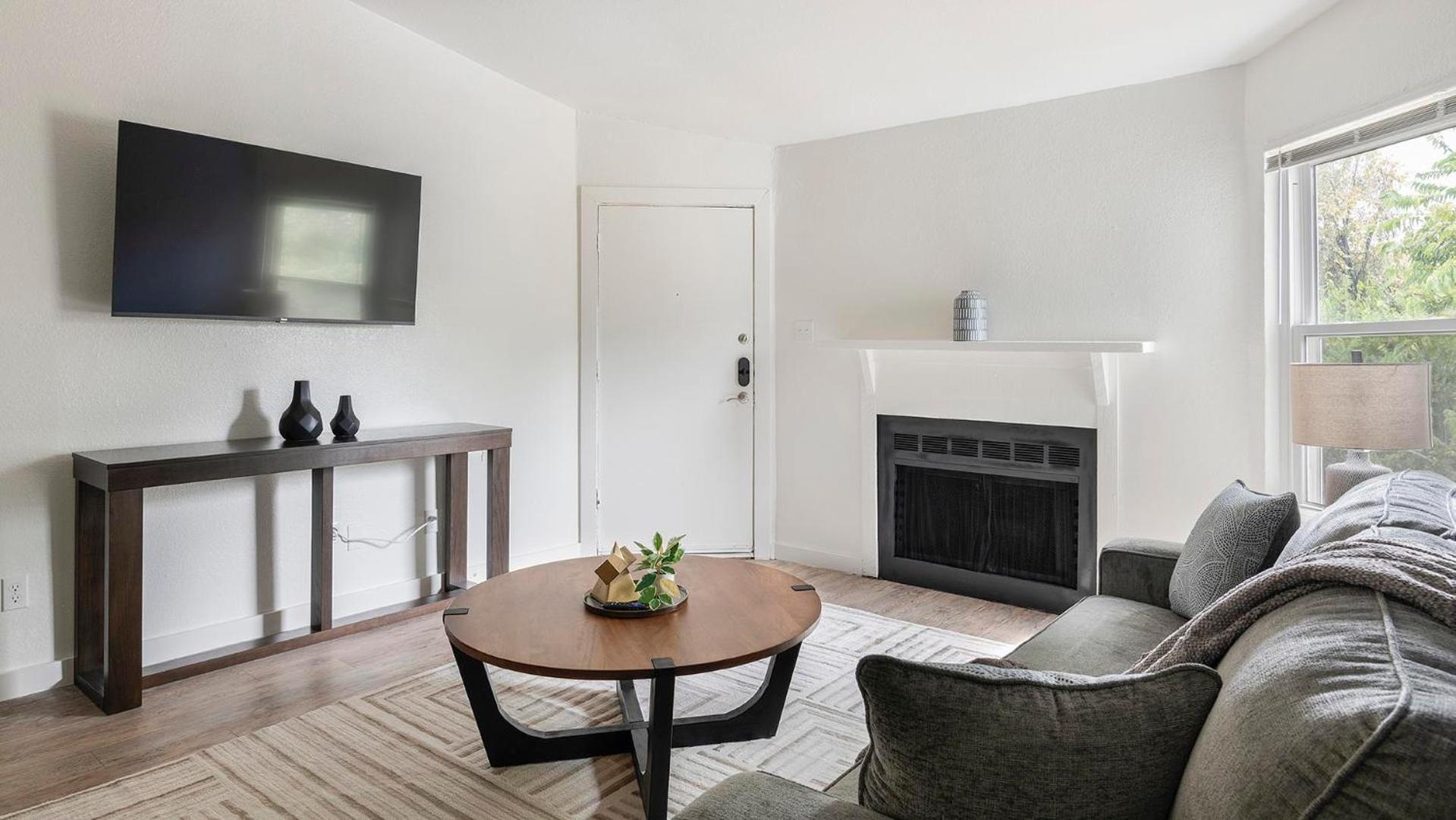 Apartment photo 1