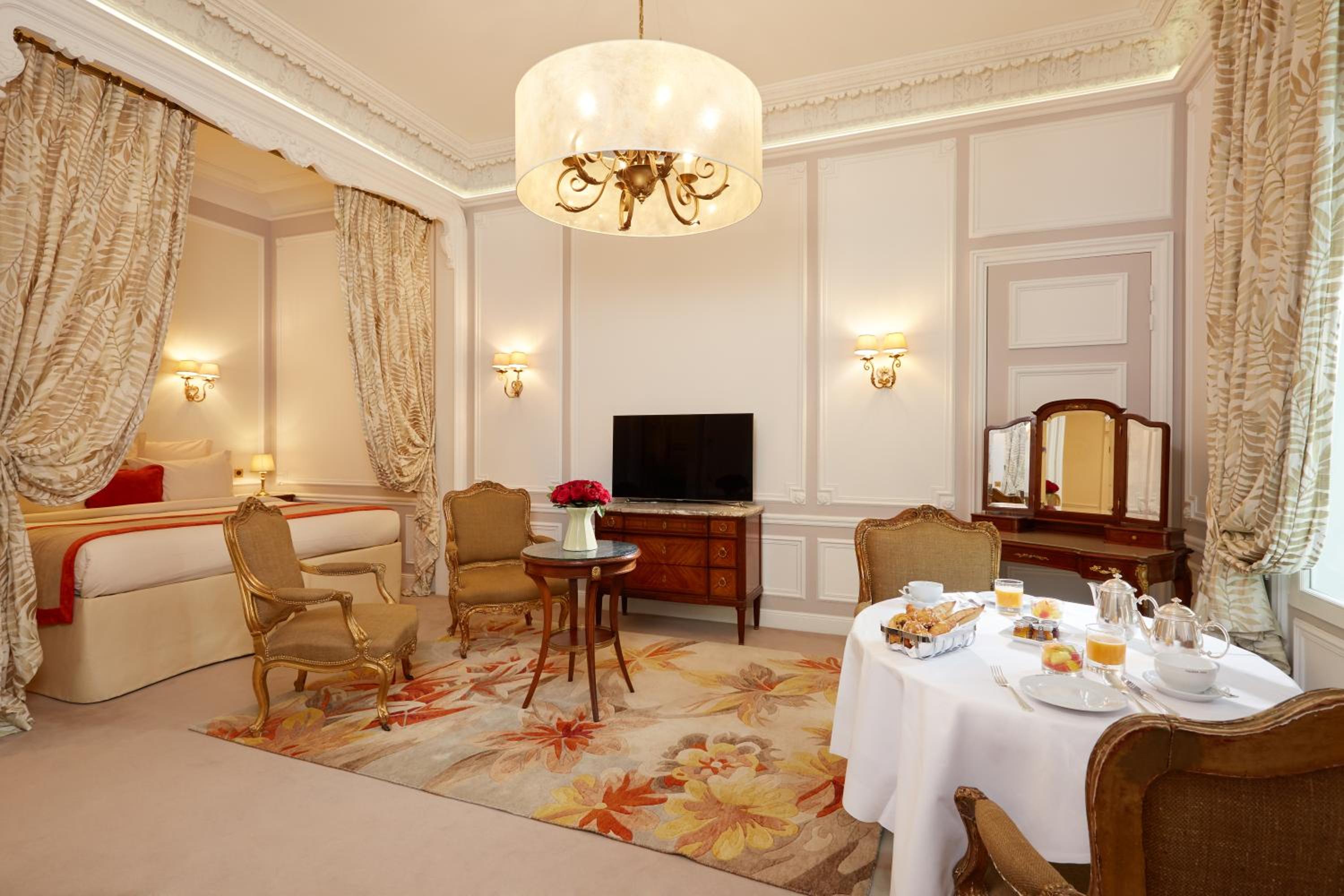 Suite Junior Tour Eiffel Suite Junior Tour Eiffel