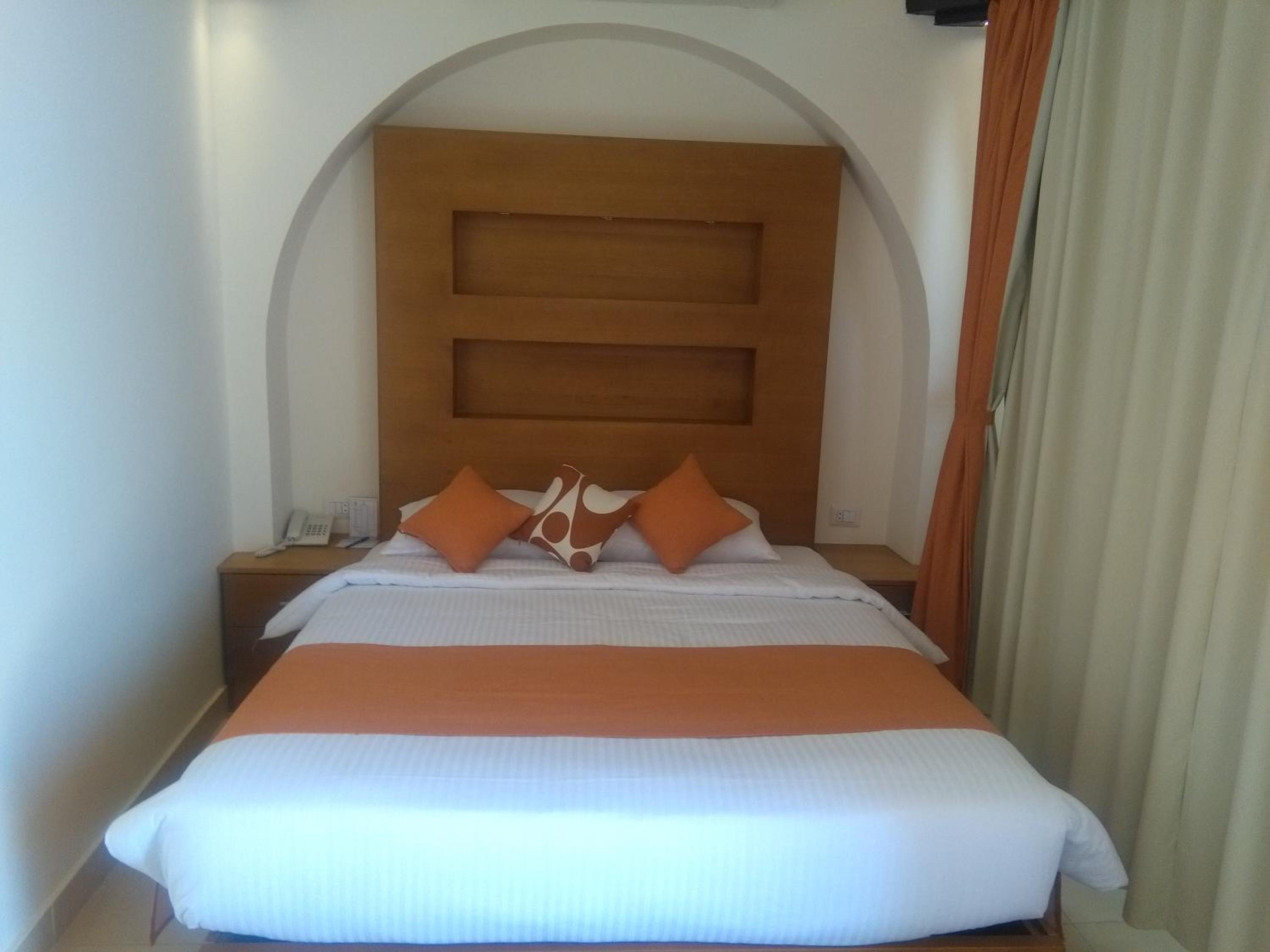 Deluxe Suite photo 3
