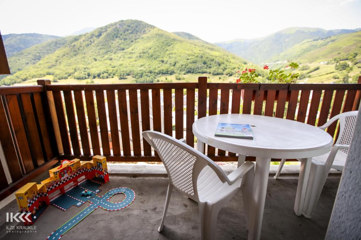 One-Bedroom Comfort Apartment with Balcony (6 Persons) photo 3