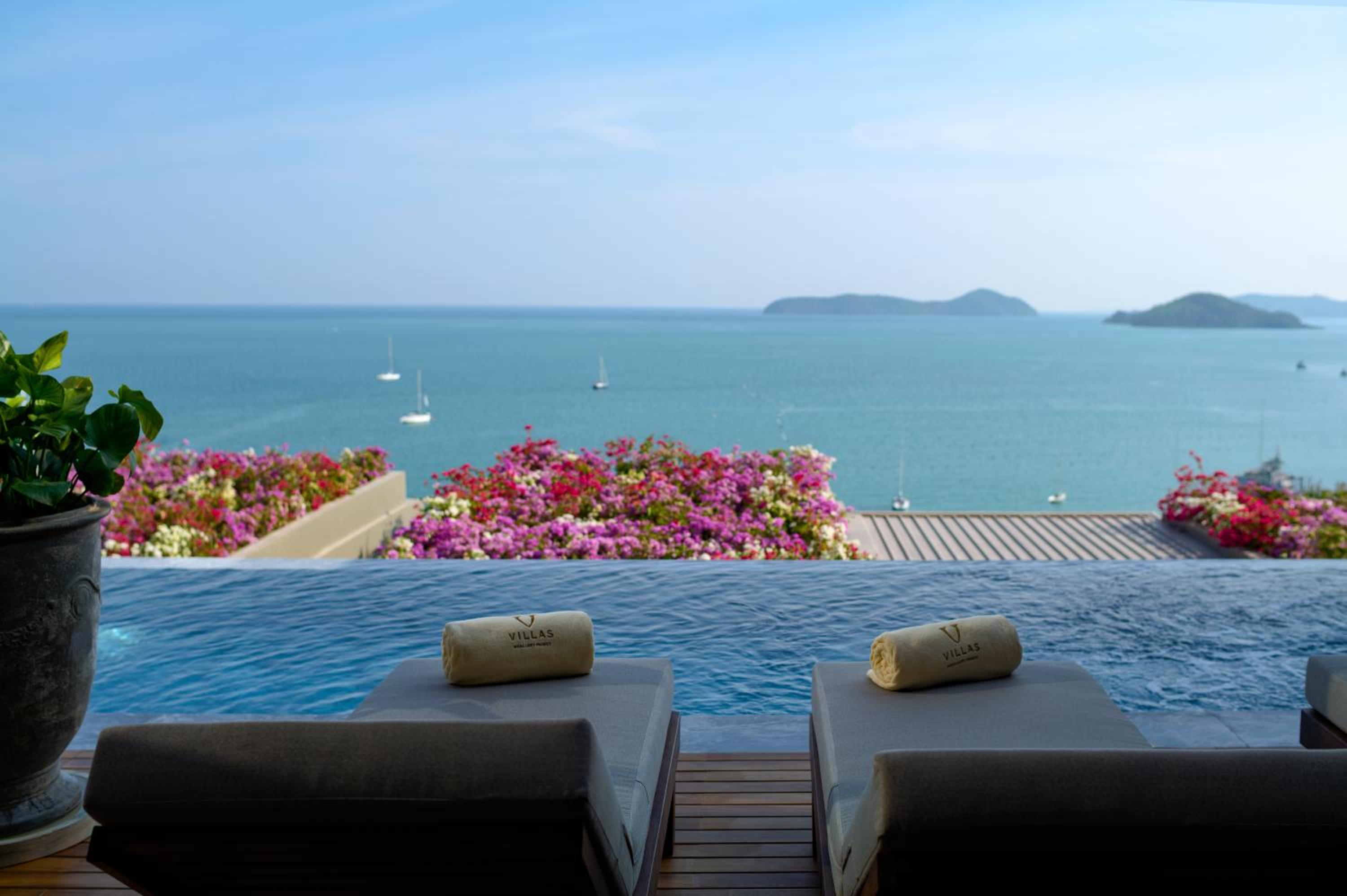 Two-Bedroom Villa with Sea View - Photo 13