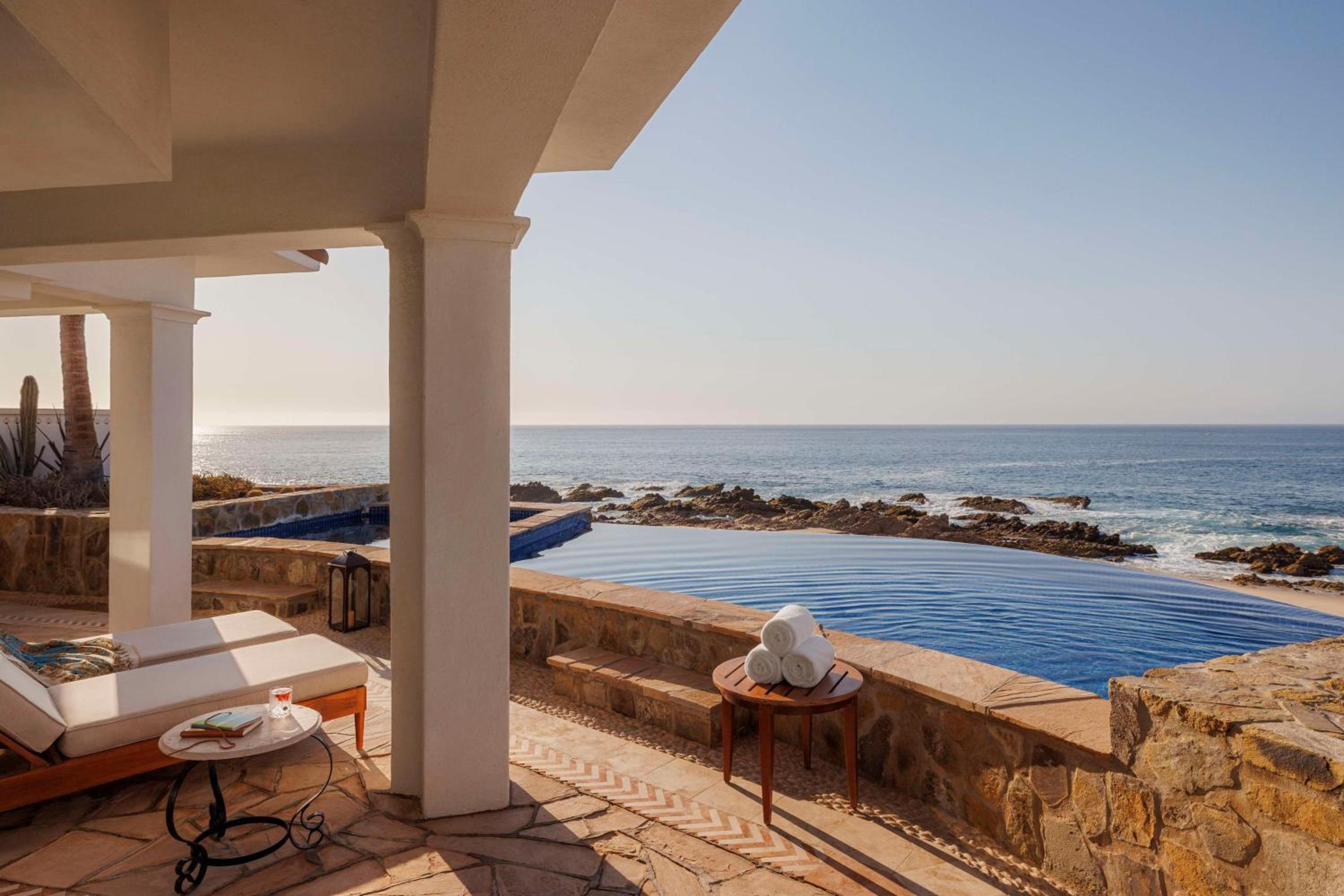 Casita One Bedroom Suite - Ocean Front with Infinity Pool