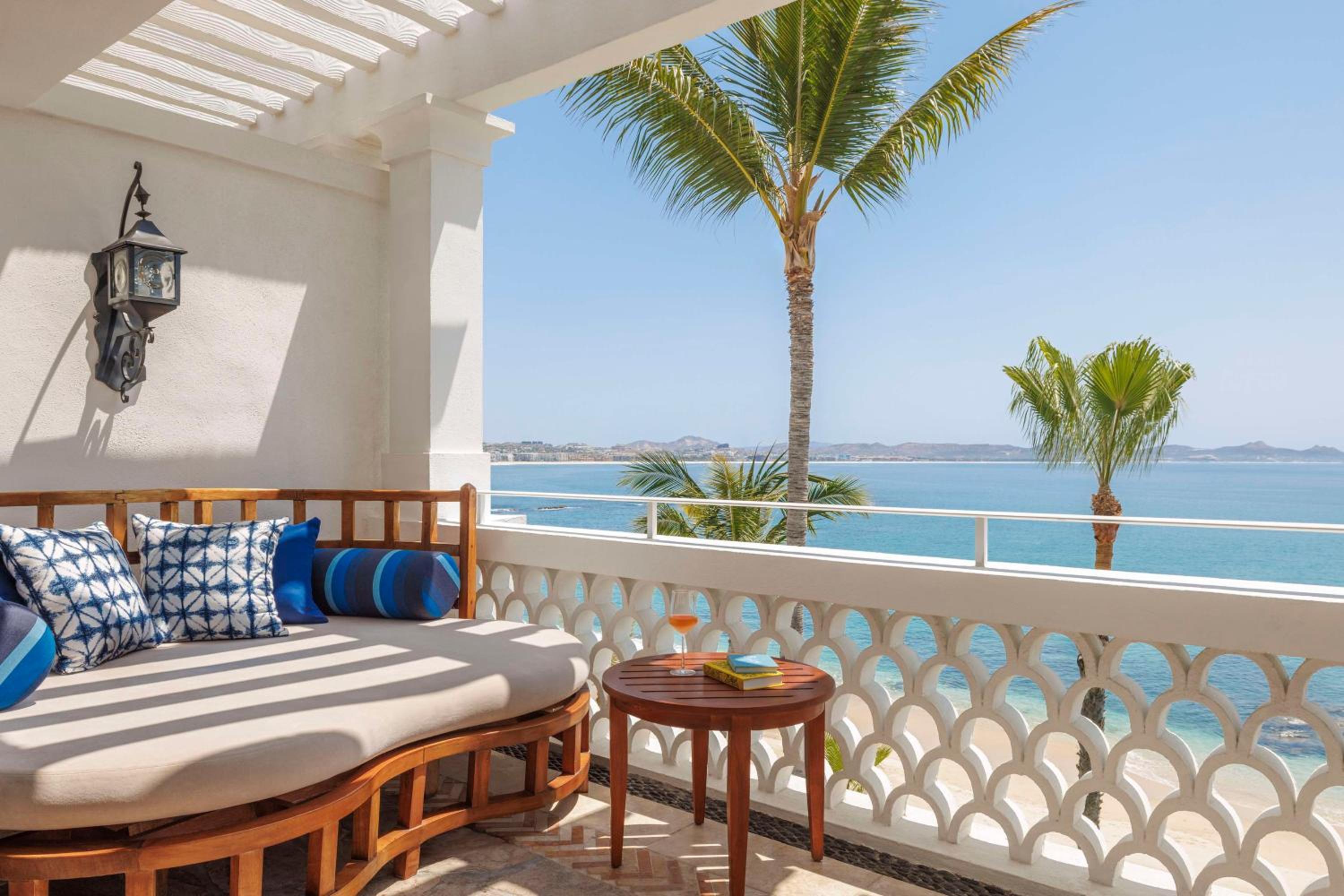 Oceanfront Junior Suite