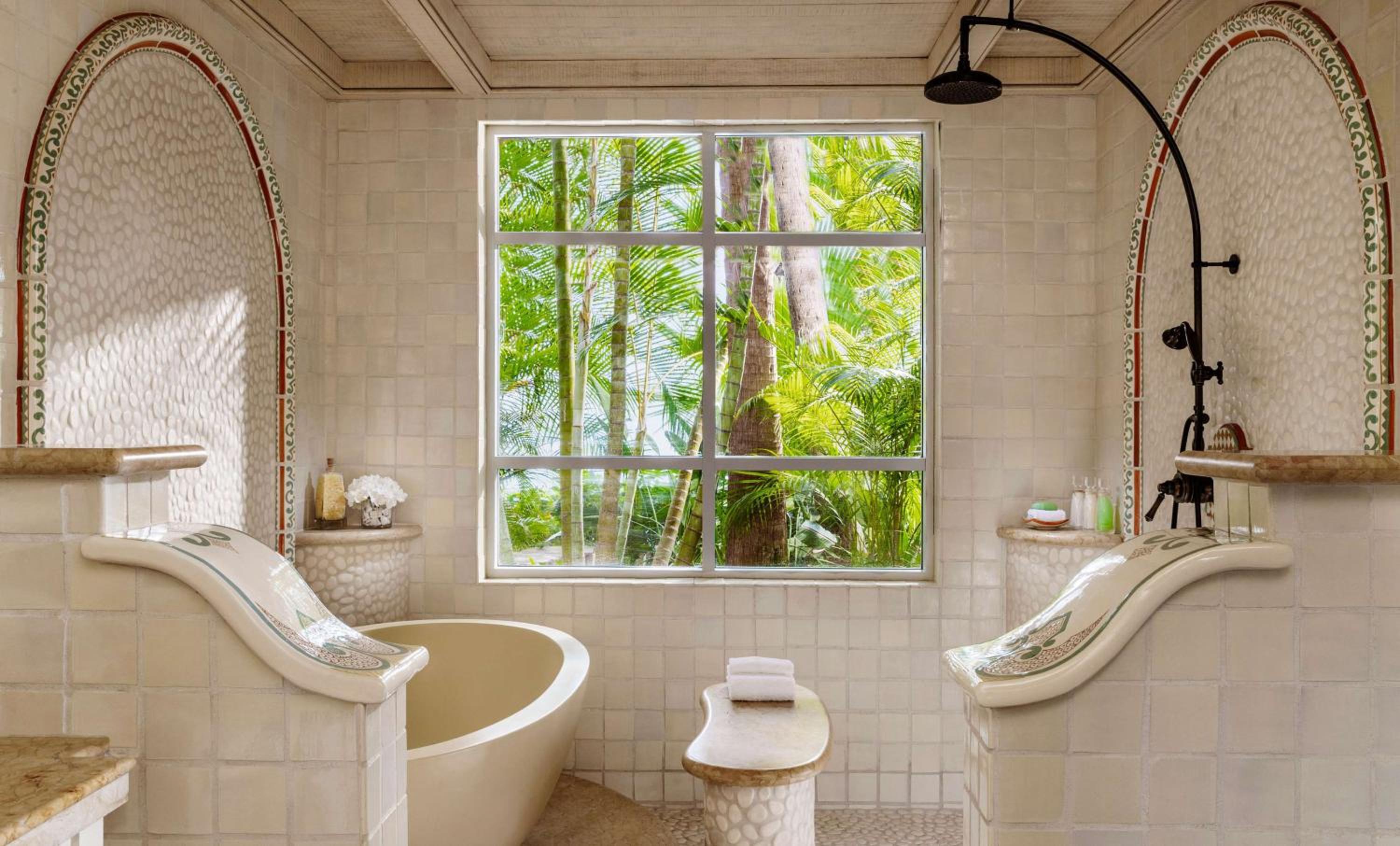 One Bedroom Grand Suite (non Smoking)