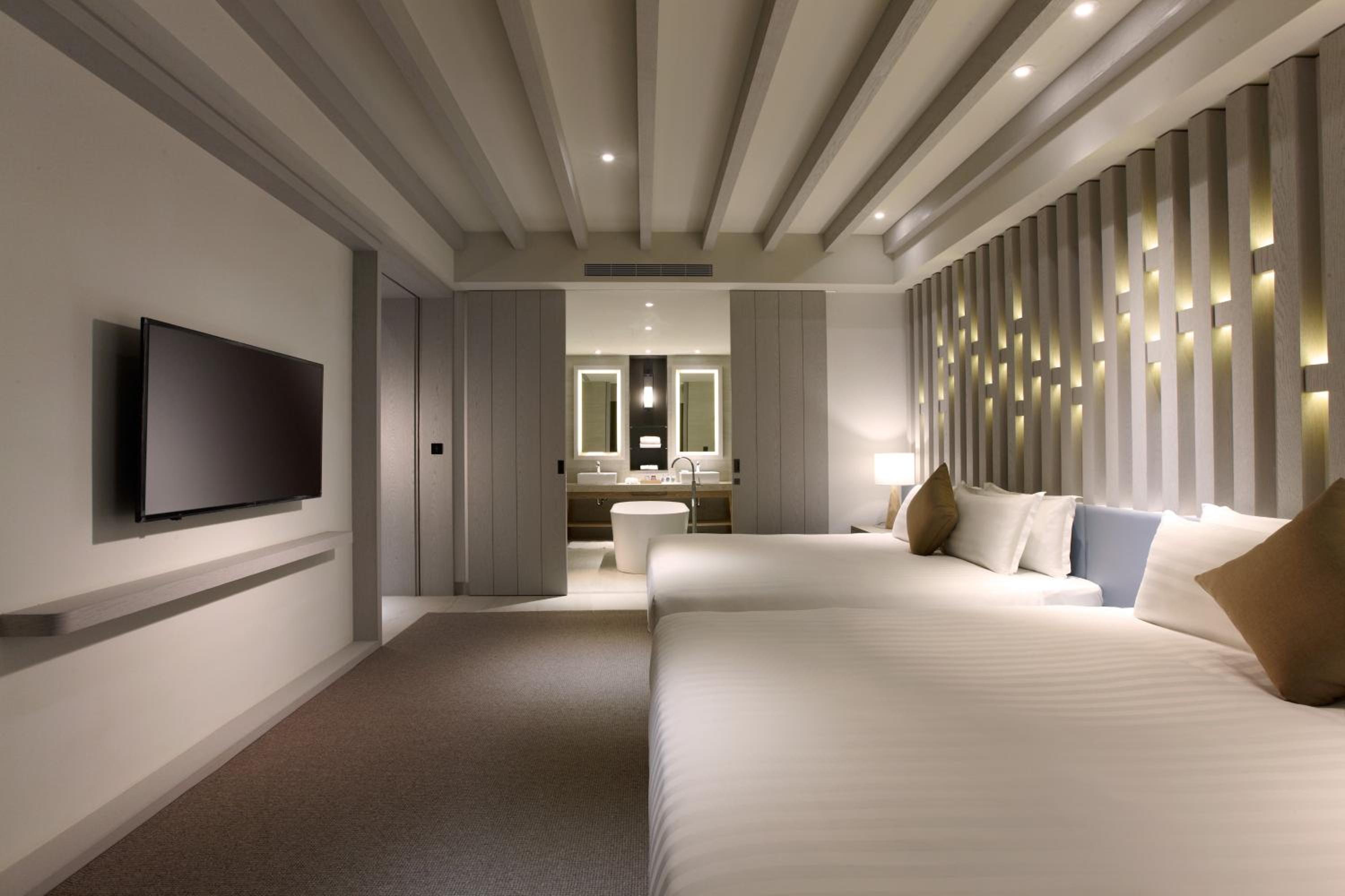 Suite with Garden View photo 3