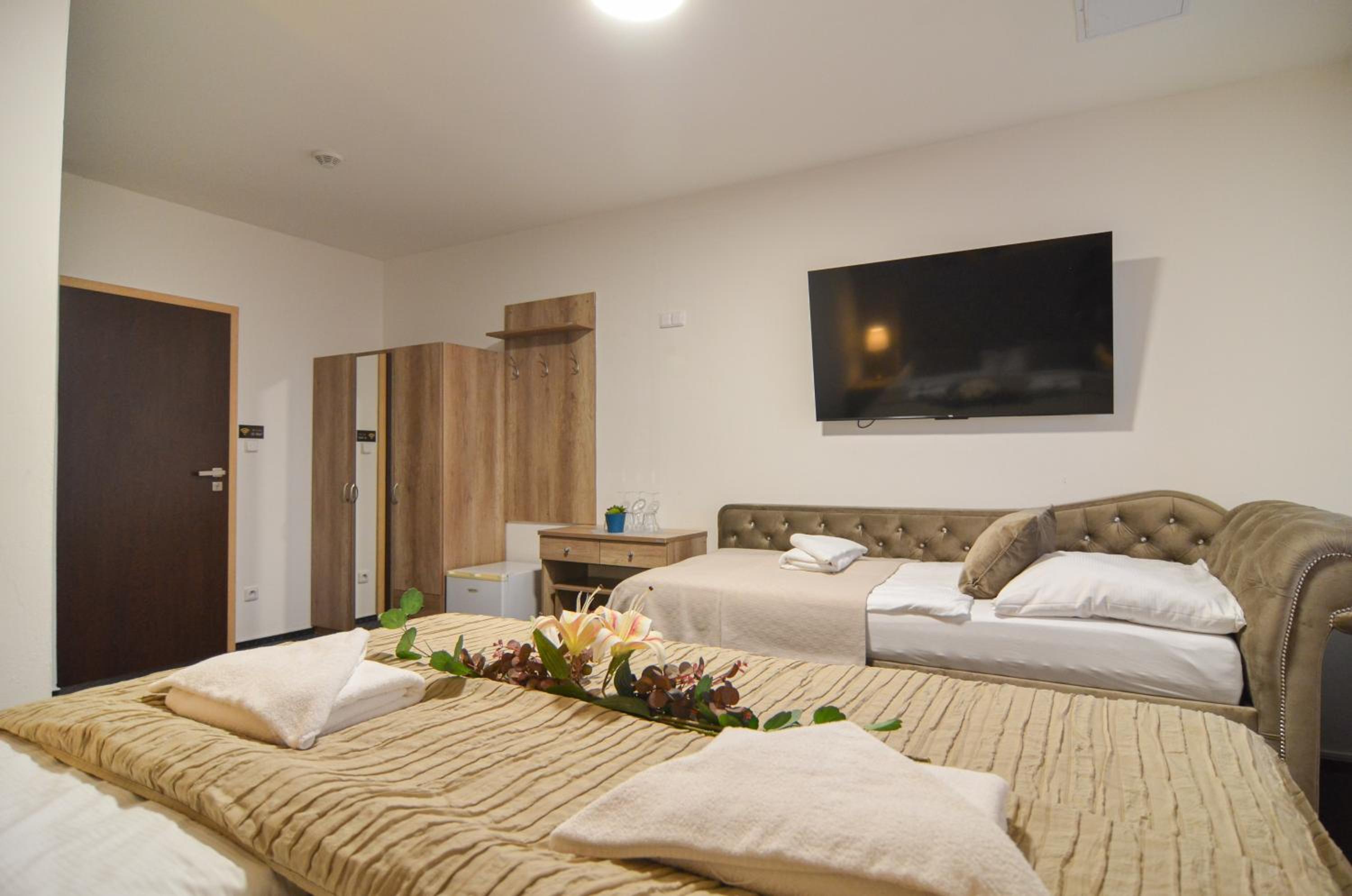 Triple Room photo 3