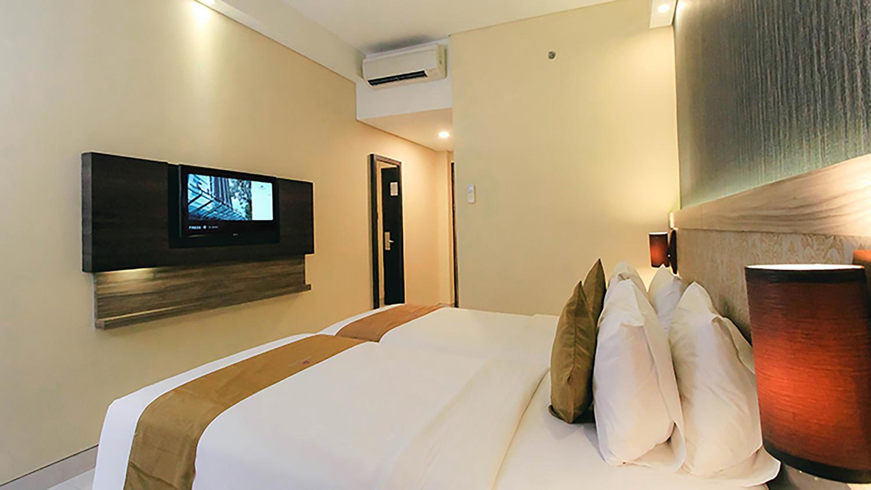 Superior Twin - Room Only photo 2