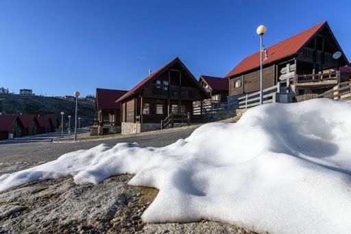 Three-Bedroom Chalet with New Year Special Dinner