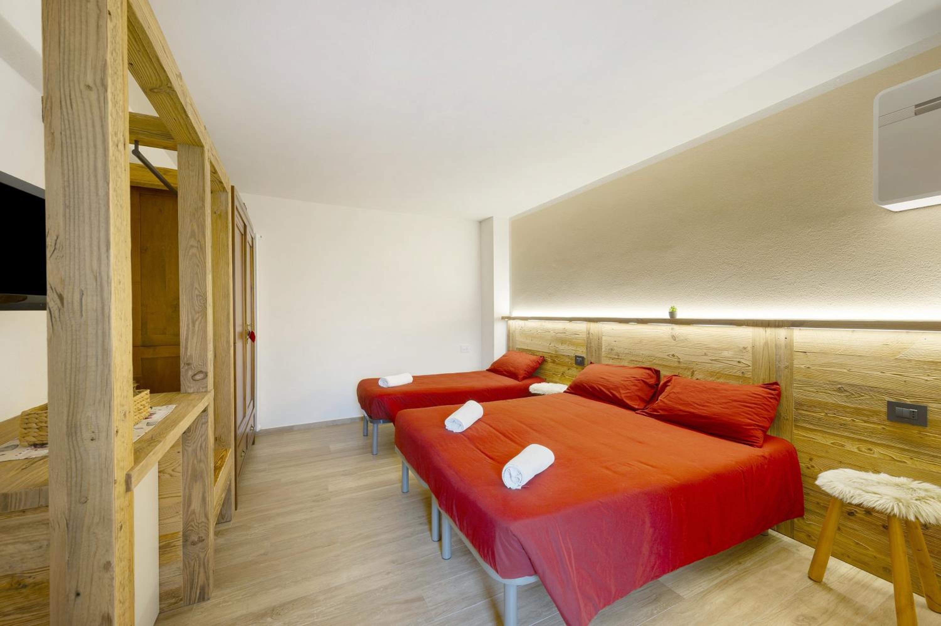 Triple Room with Shower photo 2