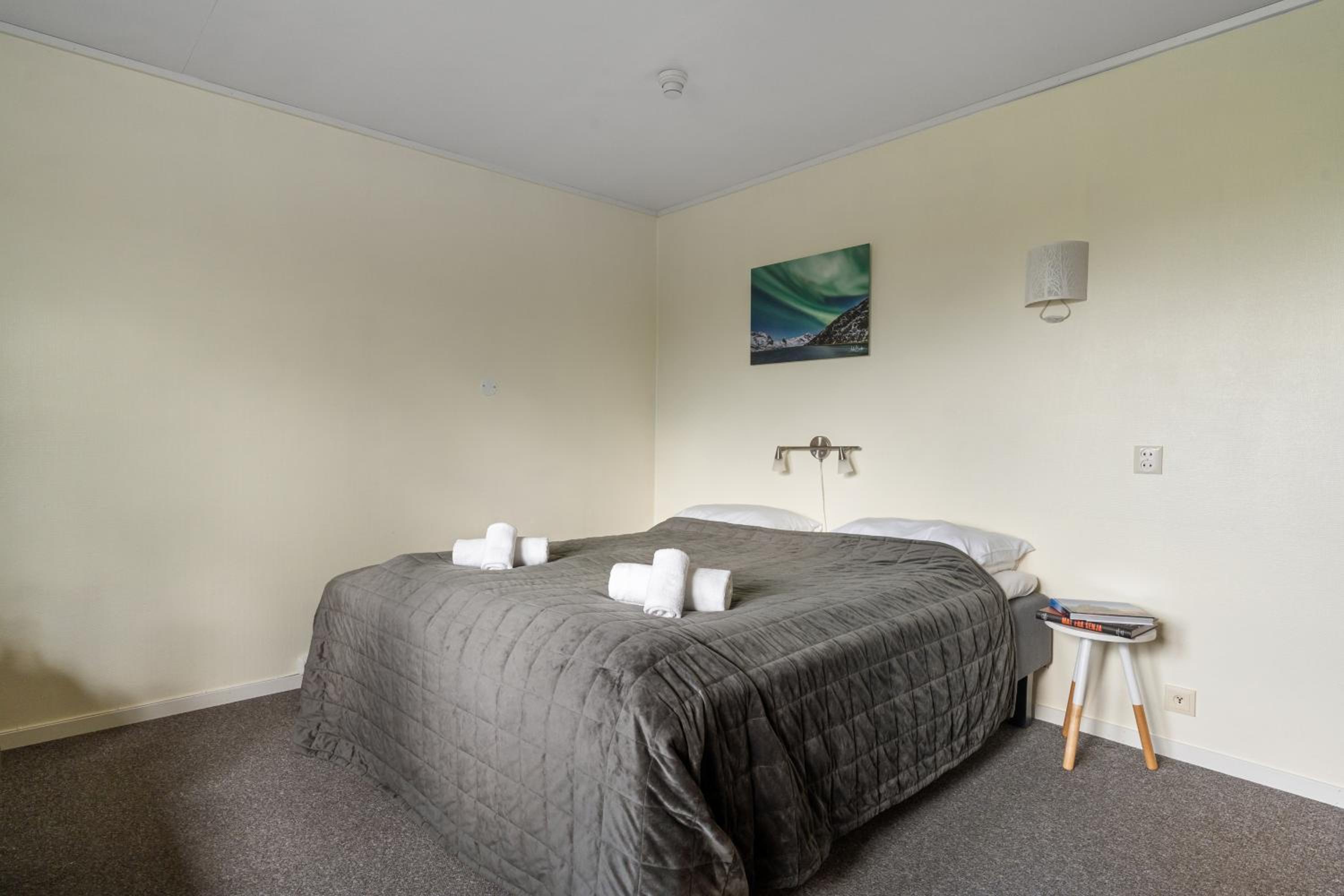 Deluxe Double Room with Side Sea View photo 3