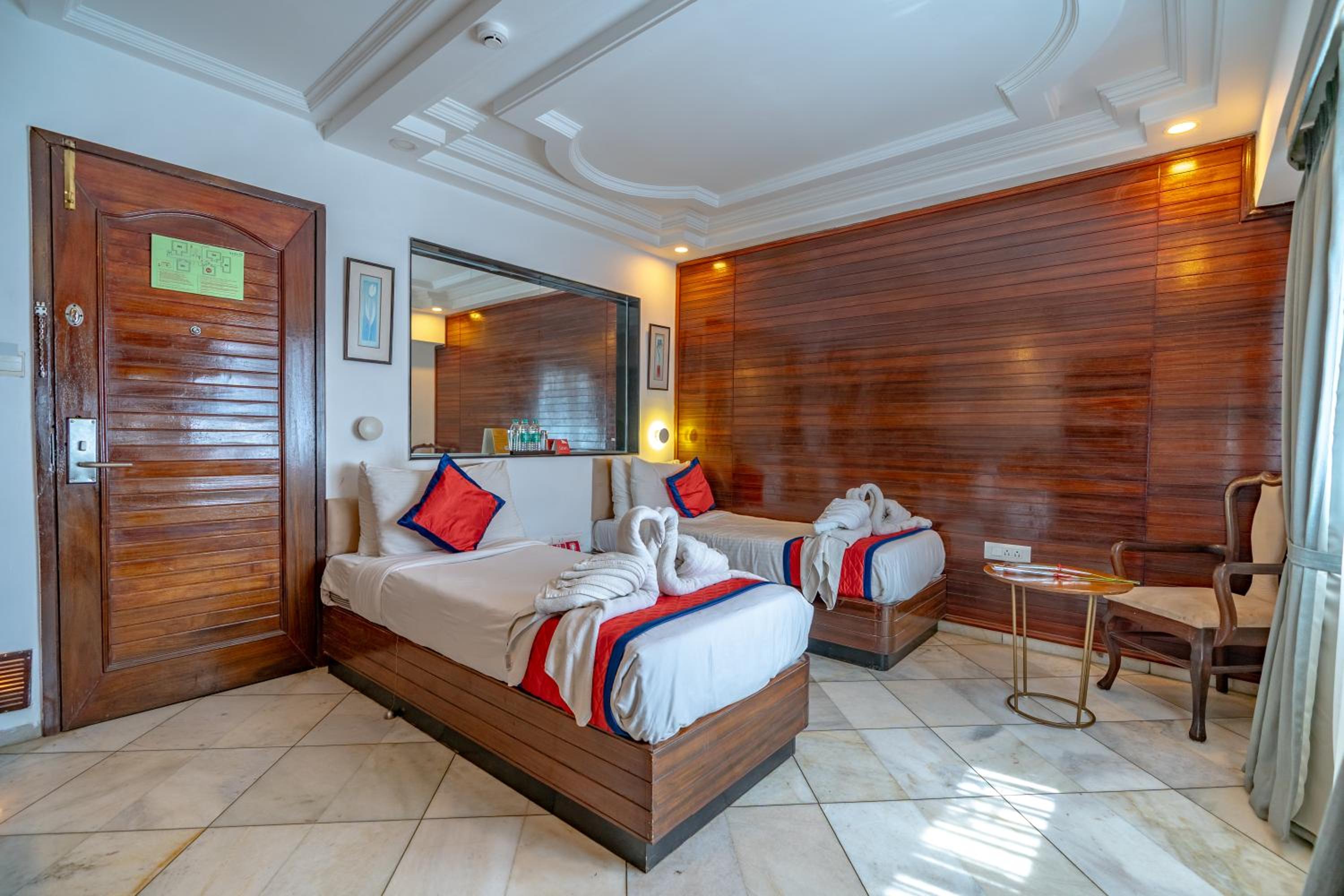 Standard Twin Room photo 2
