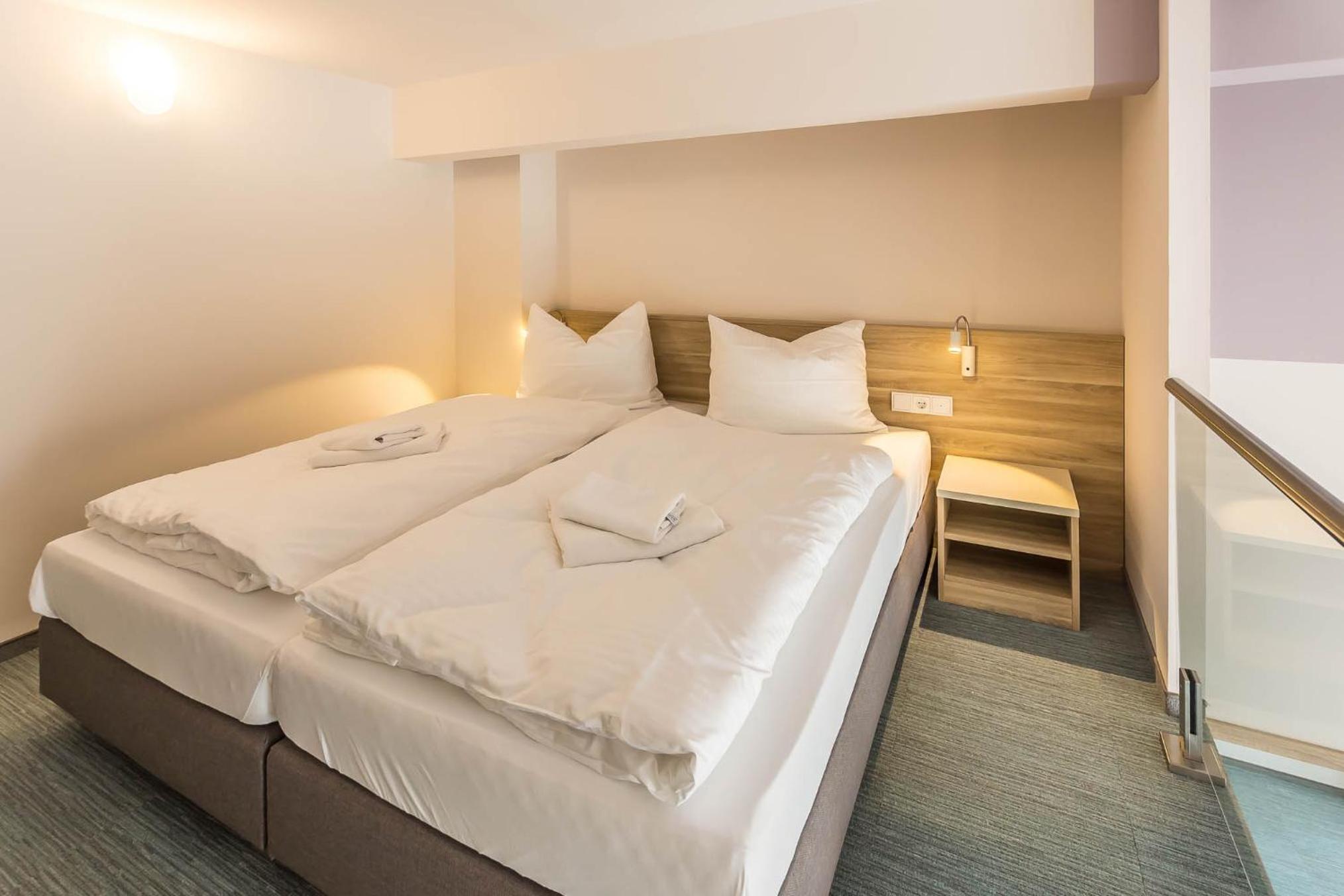 Double or Twin Room - Photo 2