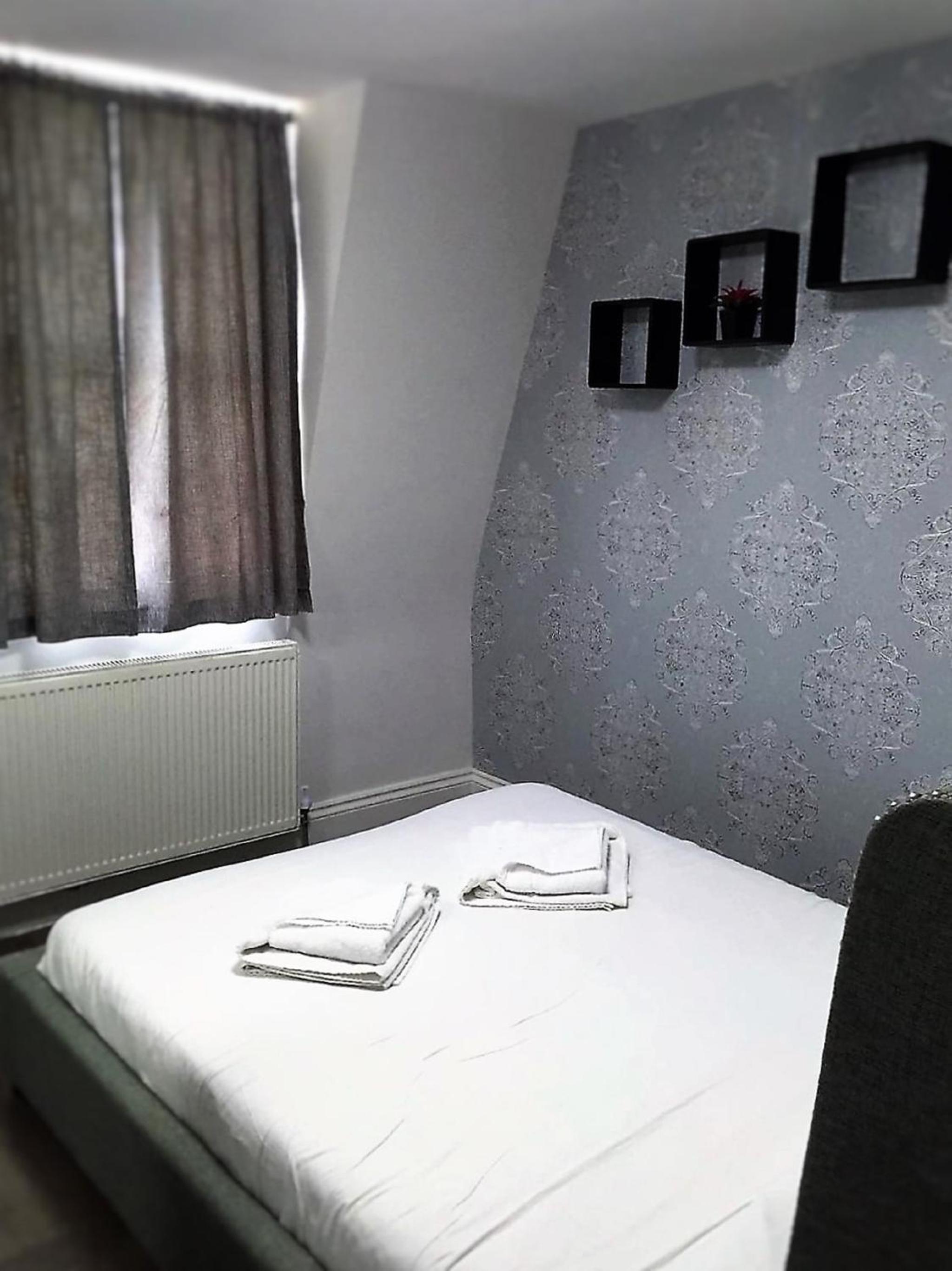 One-Bedroom Apartment (3 Adults) photo 1