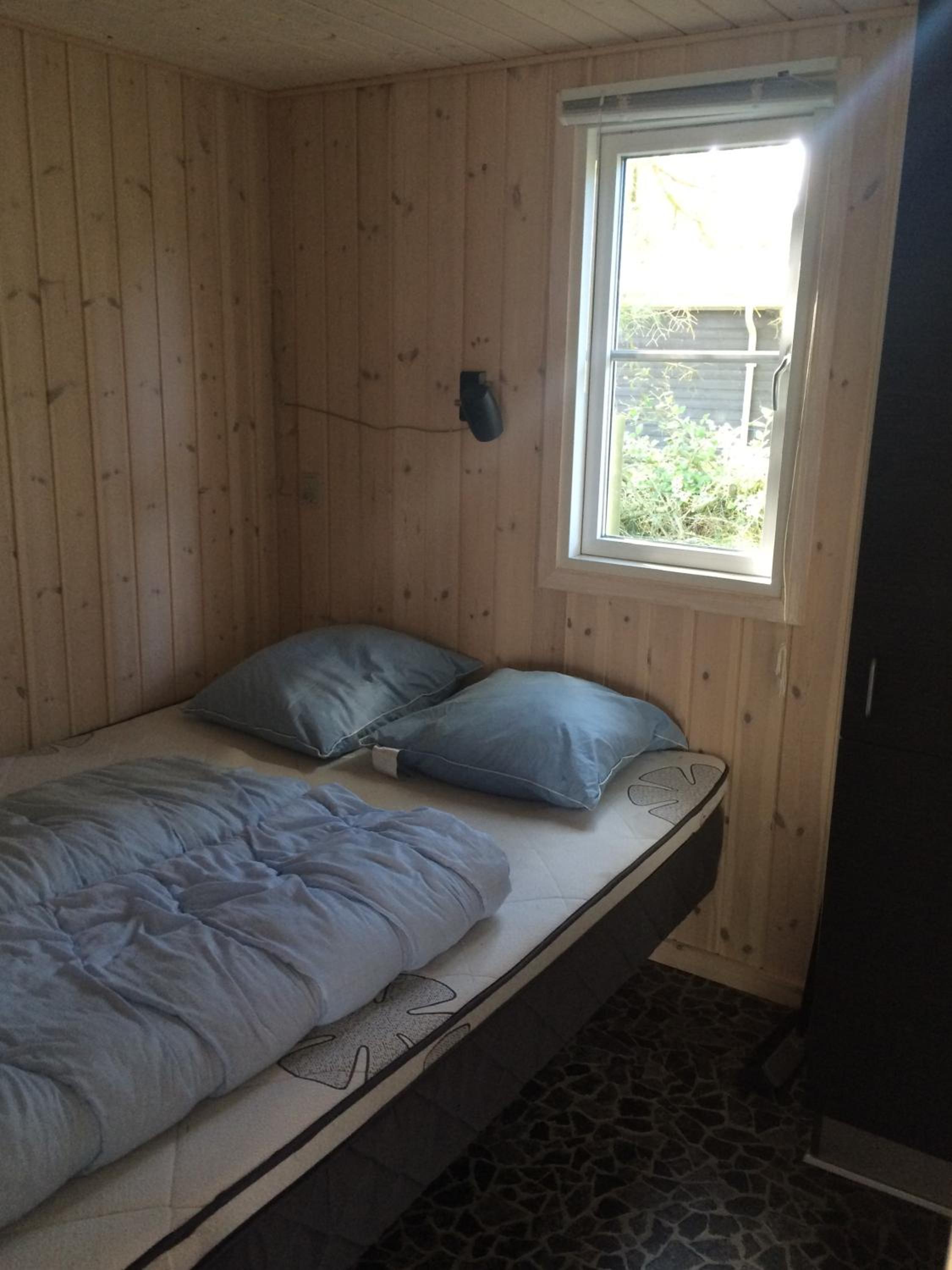 Cottage with Private Bathroom photo 1