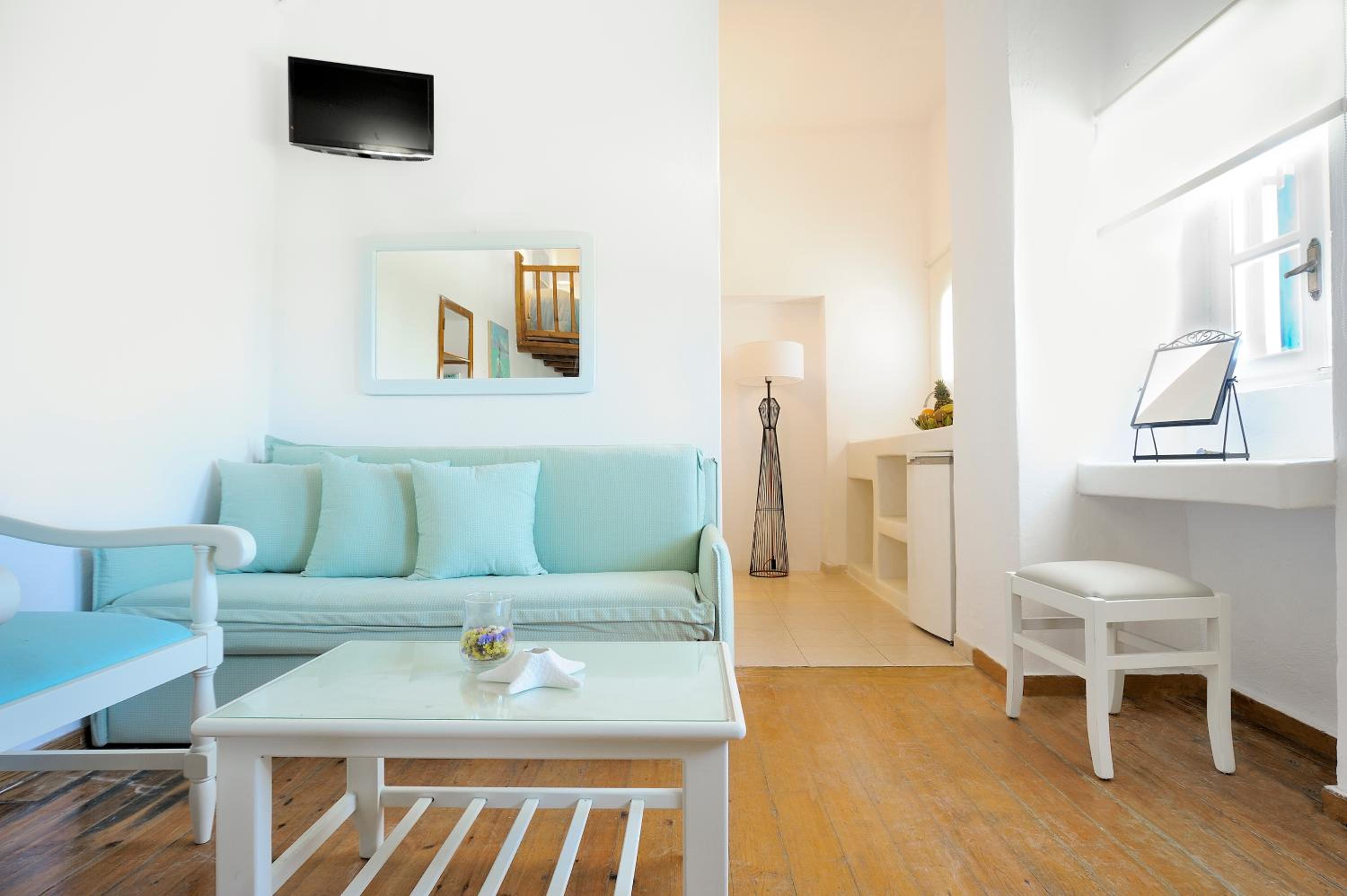 Family Room with Sea View photo 2