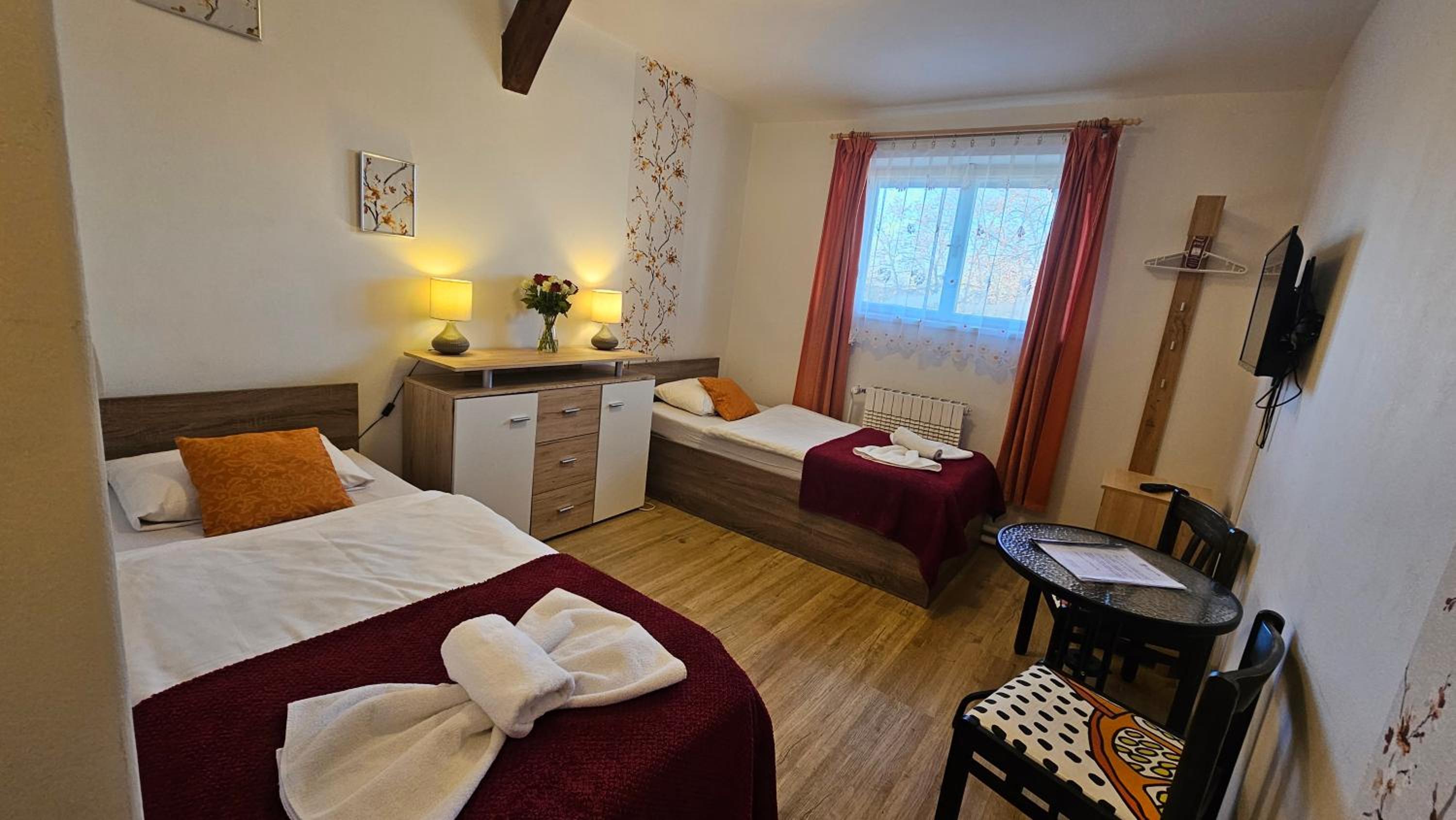 Twin Room photo 2