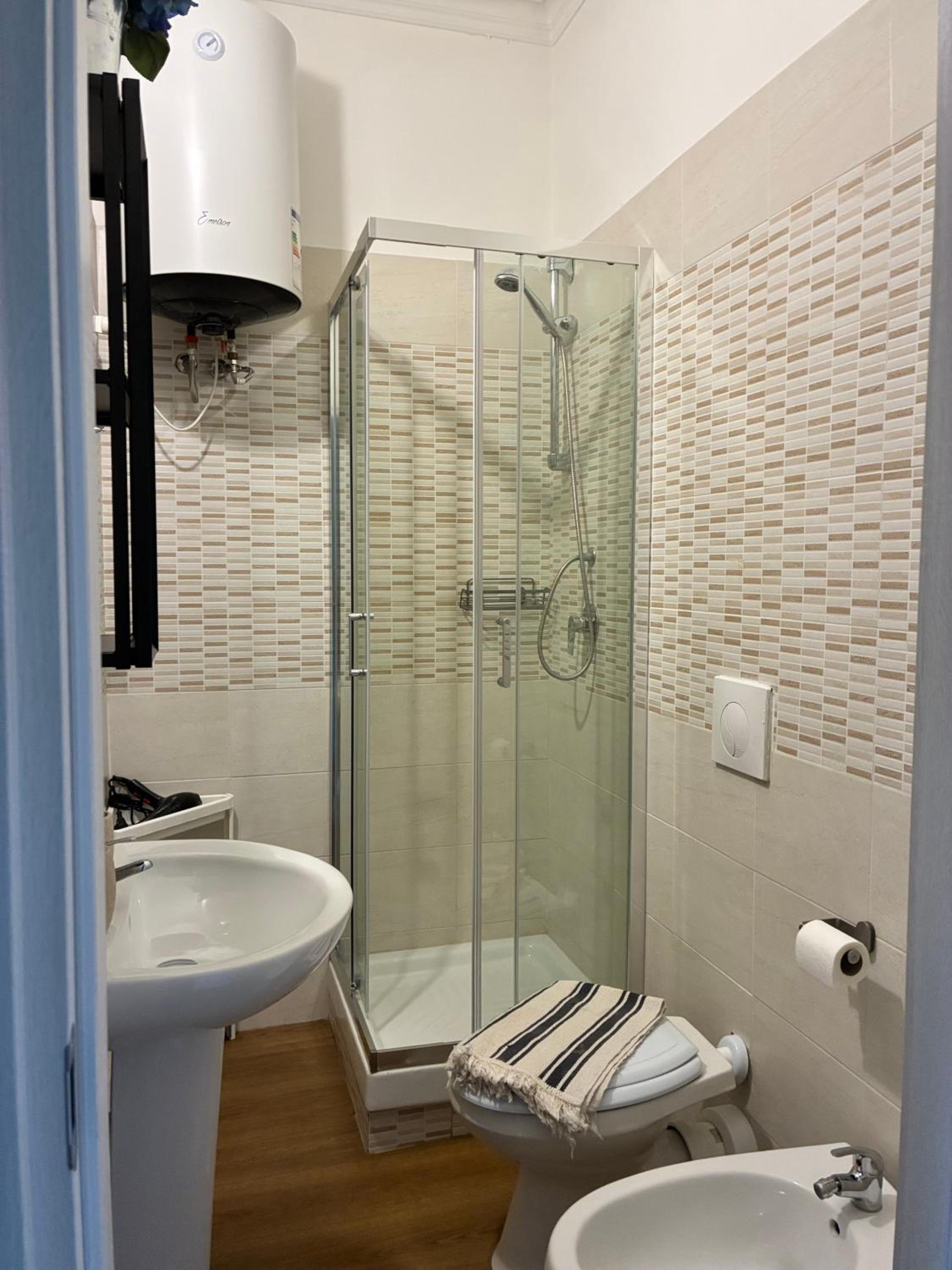Triple Room with Bathroom photo 1