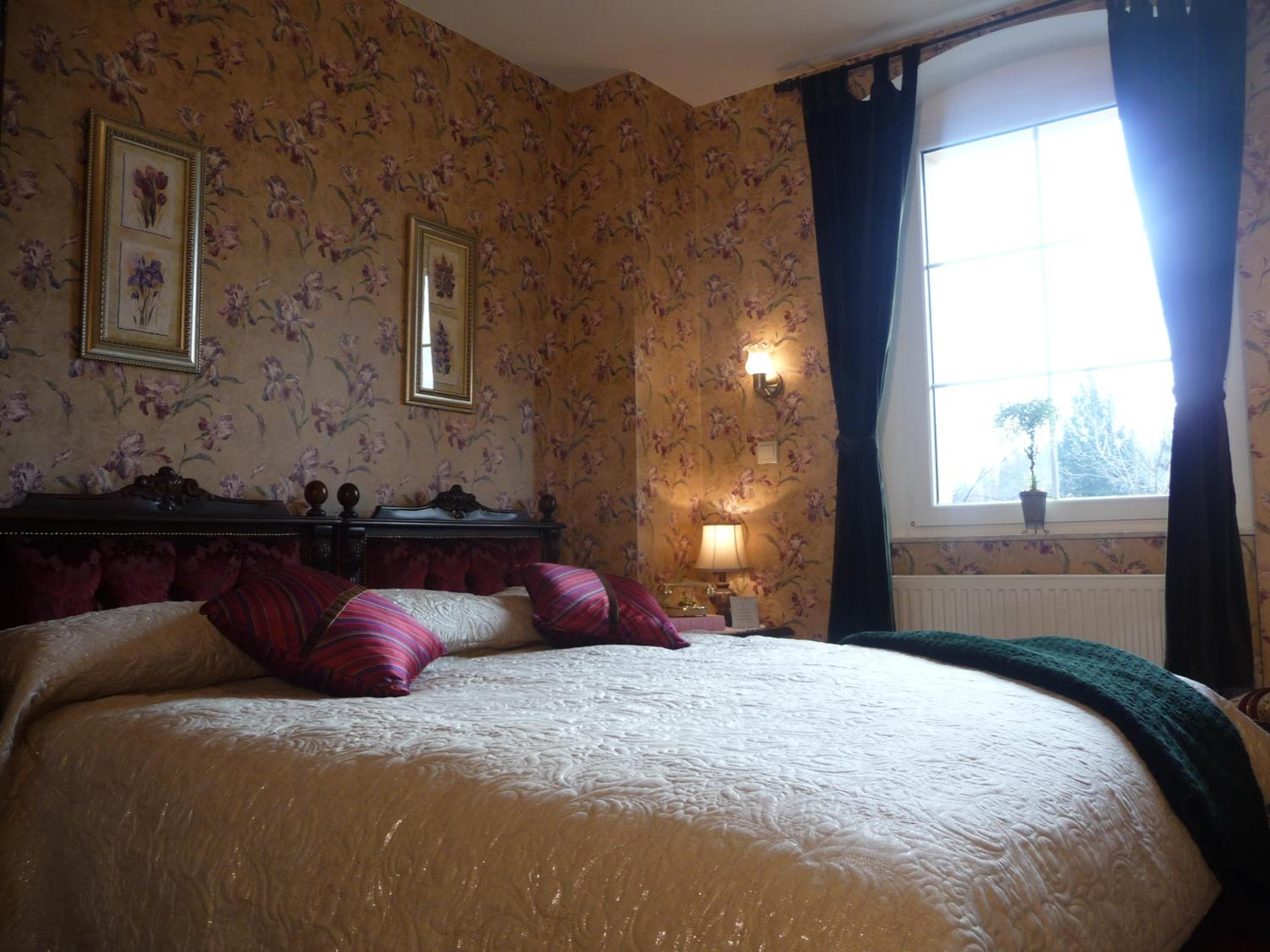 Deluxe Double Room - Photo 8