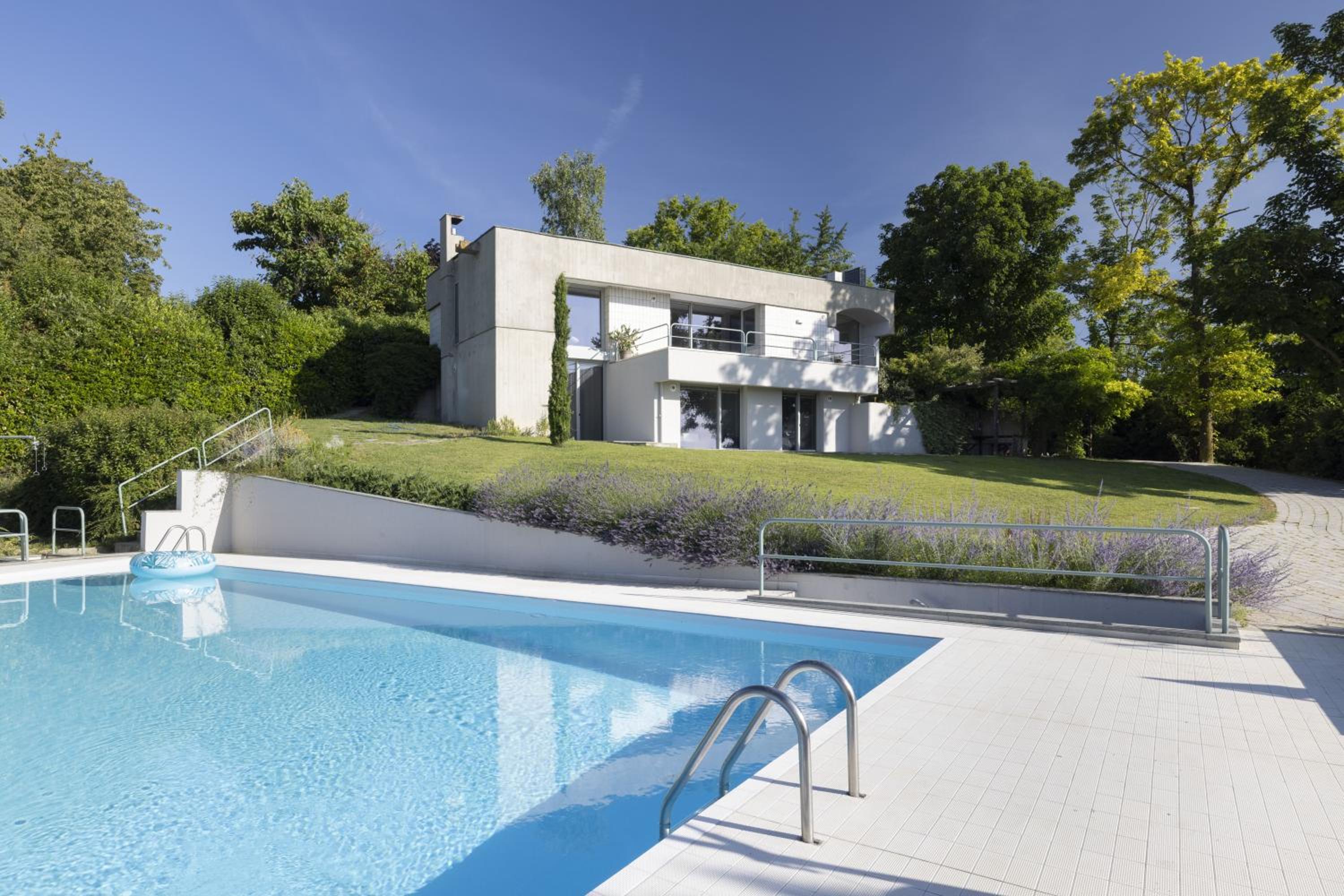 Three-Bedroom Villa photo 1
