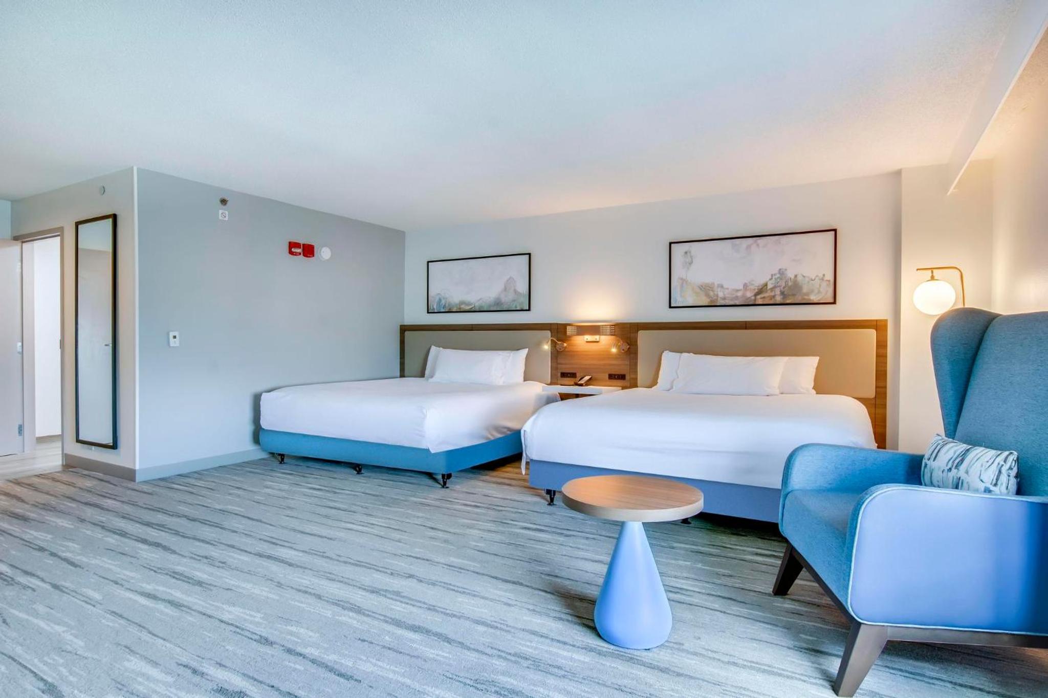King Room with Two King Beds - Photo 2