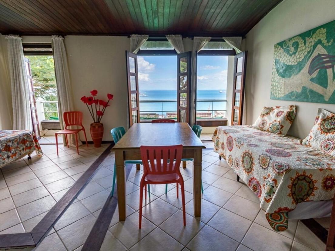 Deluxe One-Bedroom Apartment with Ocean View