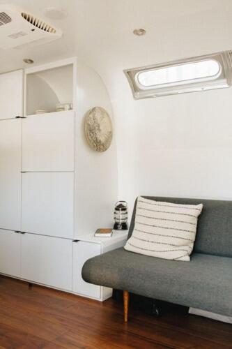 Explorer Suite photo 3
