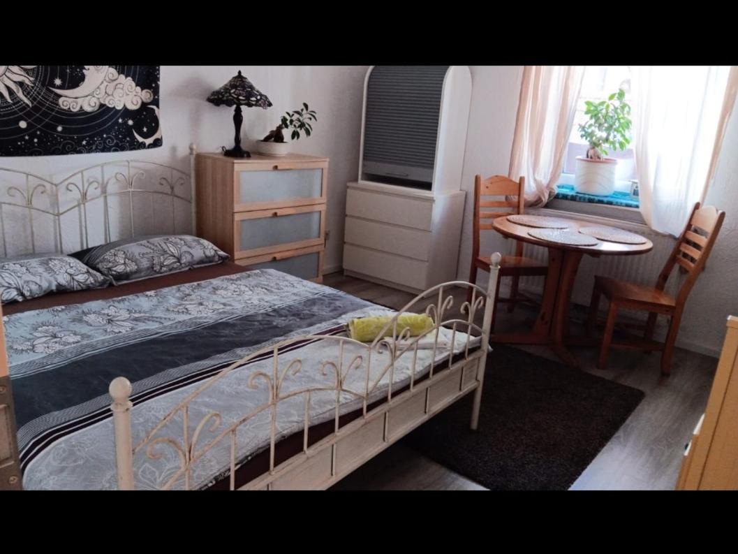 Triple Room with Shared Bathroom photo 2