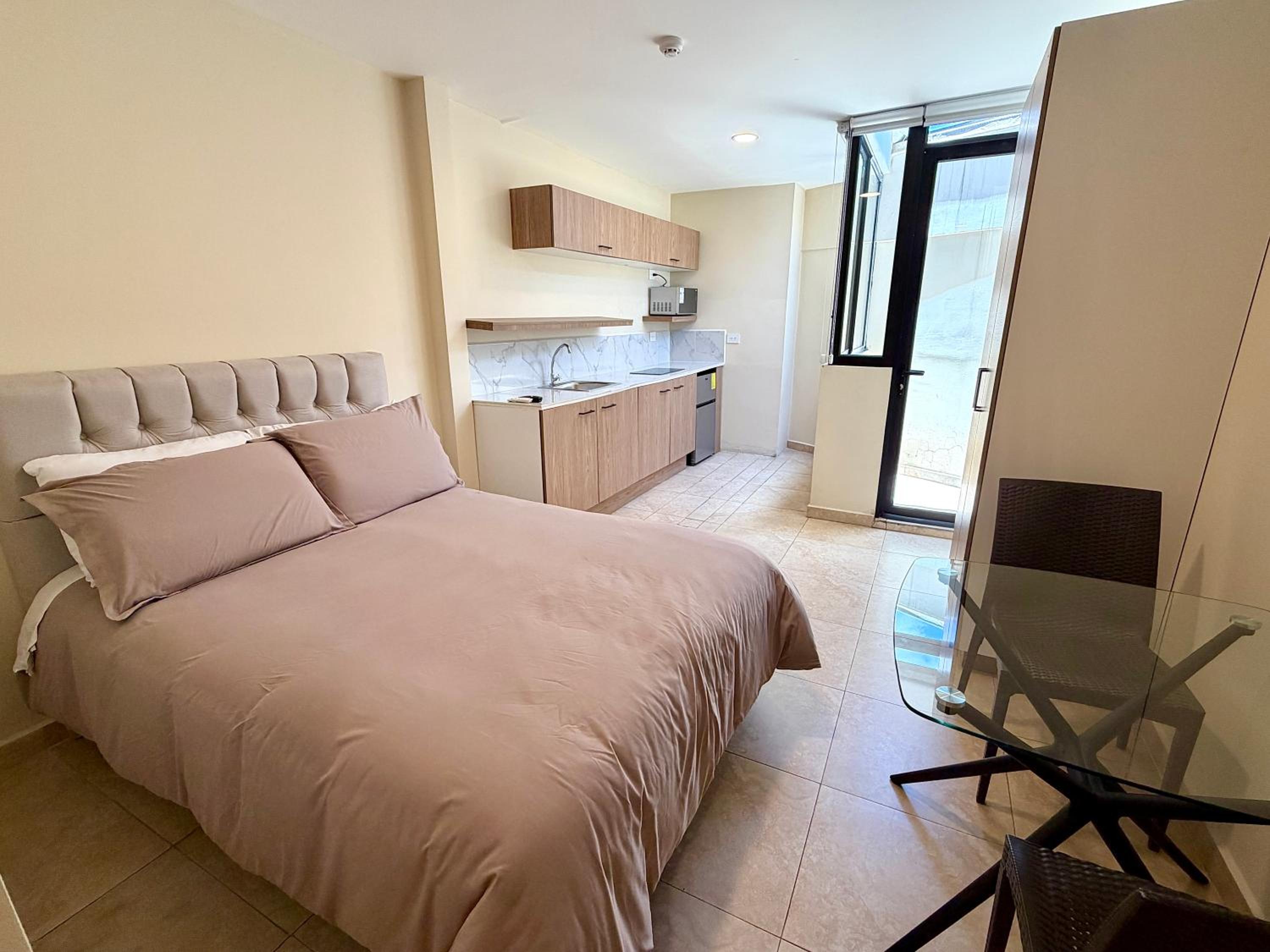 Deluxe Suite photo 2