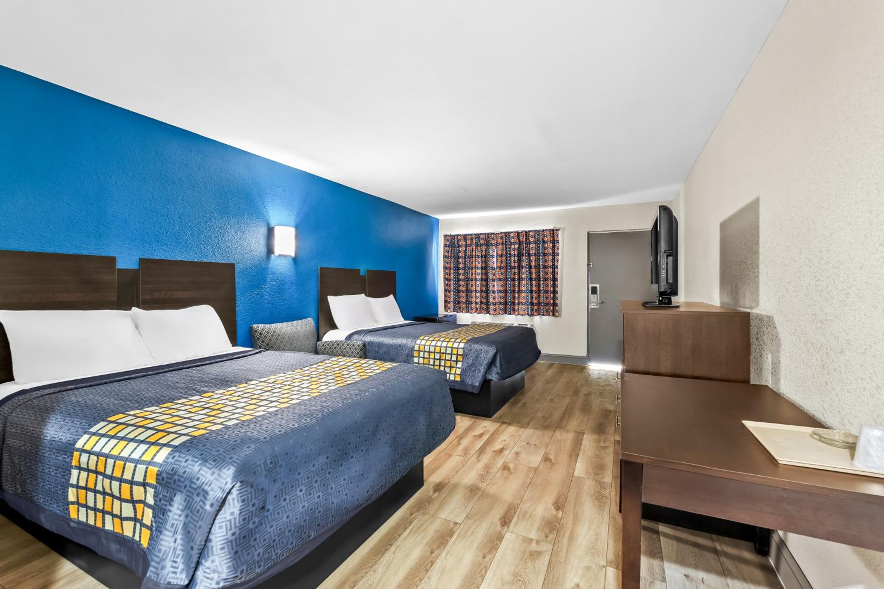Standard Double Room photo 2