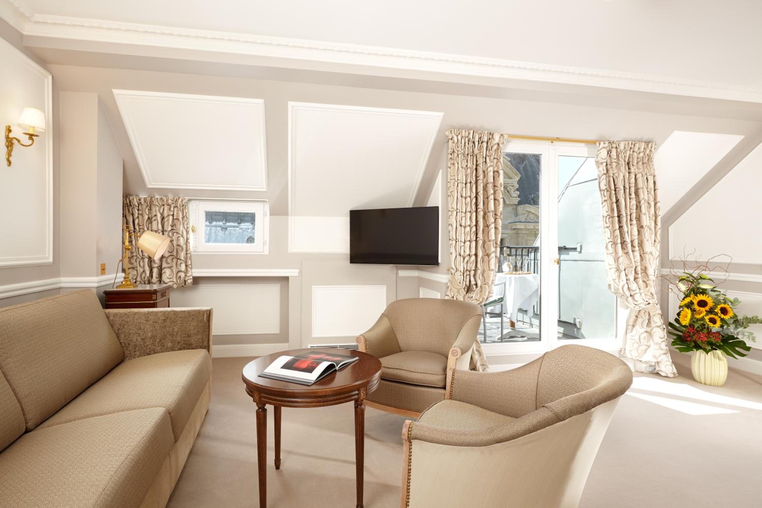 Suite Parisienne