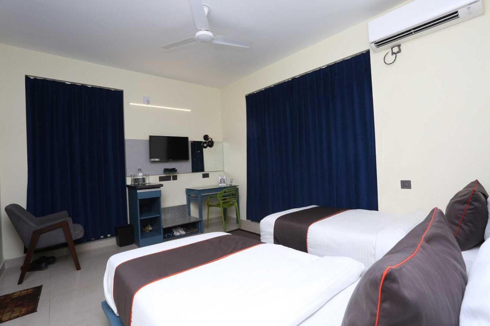 Standard Double Room photo 2