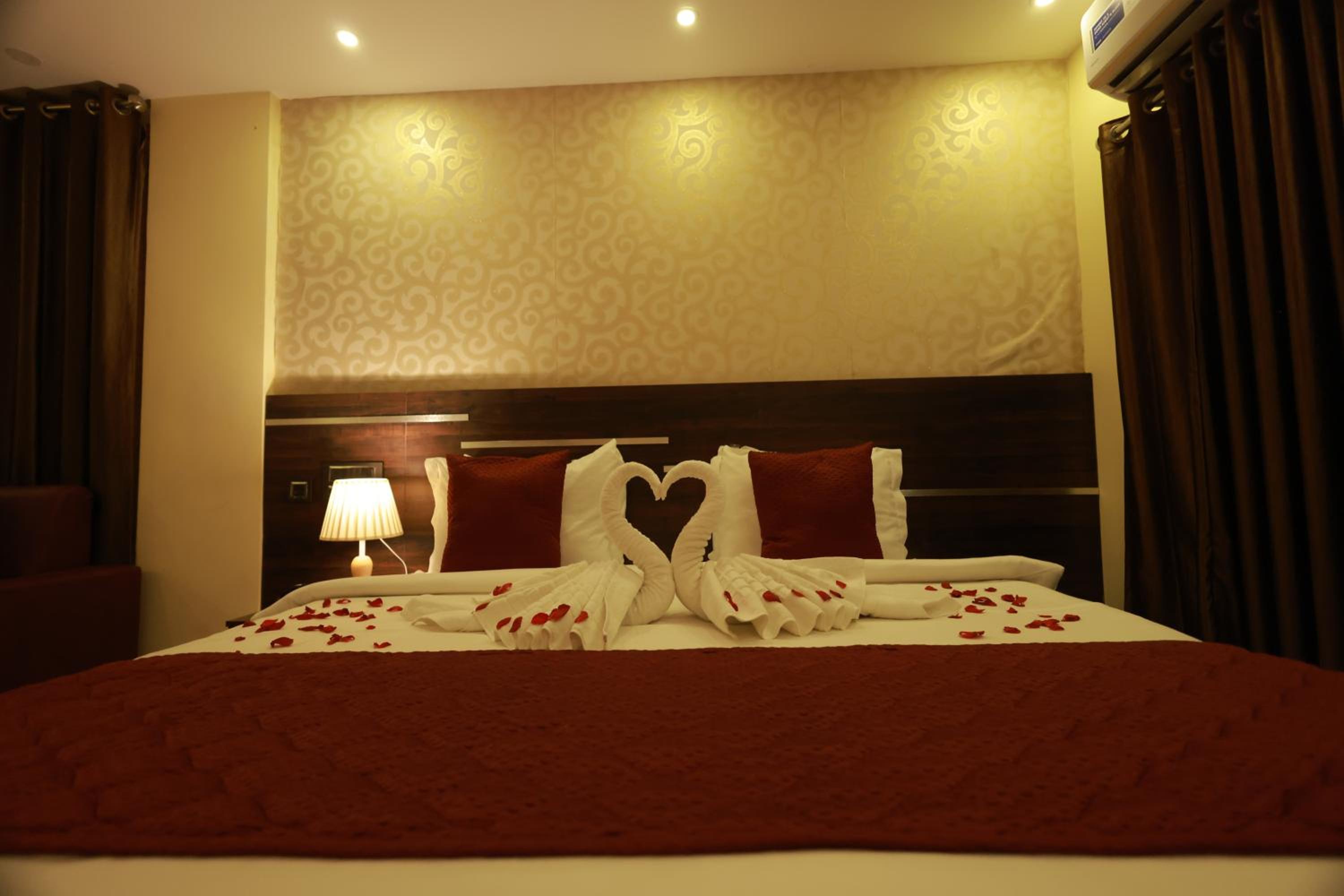 Suite - Photo 5