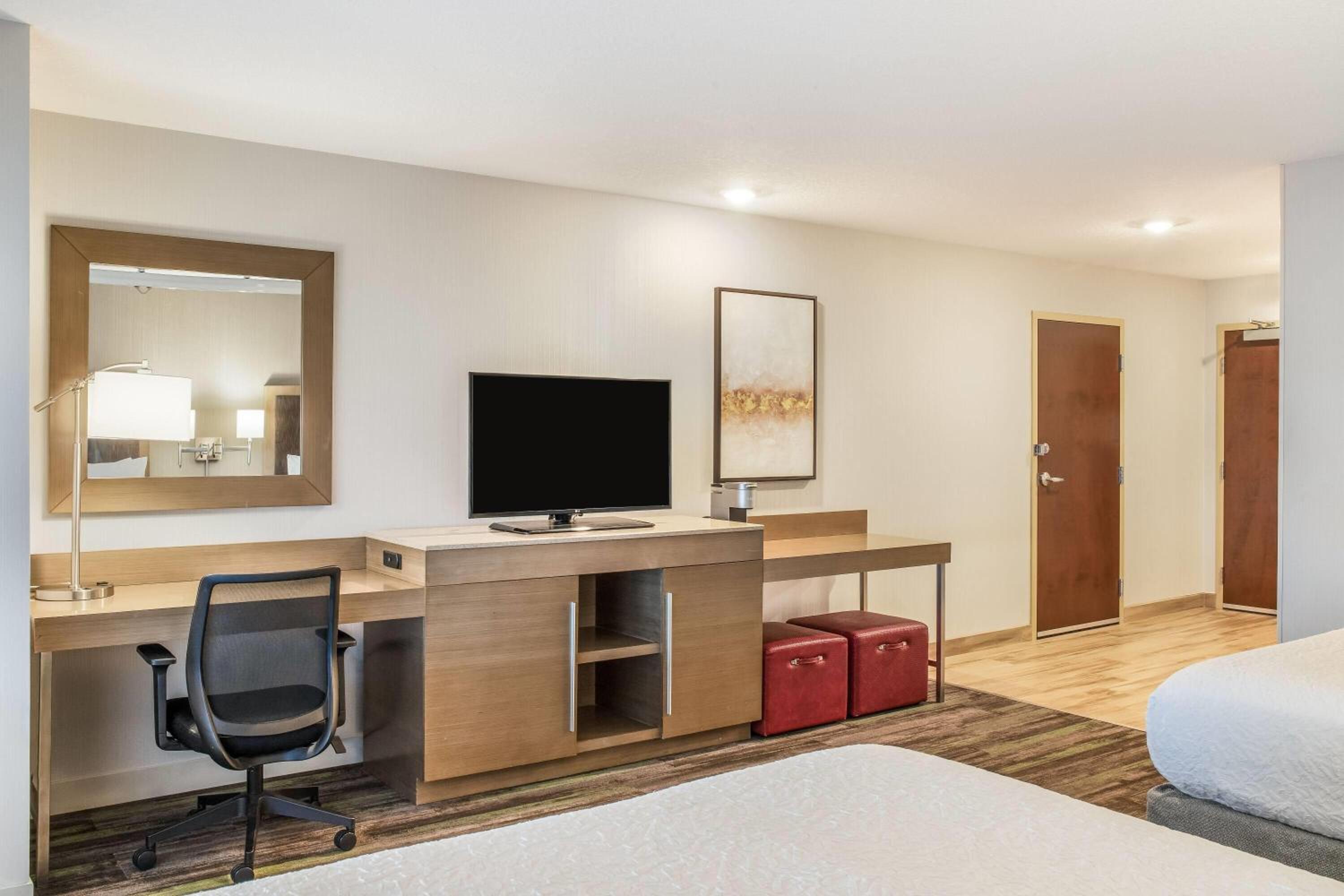 Room with Two Queen Beds and Mobility/Hearing Access and Roll-In Shower, Non-Smoking photo 2