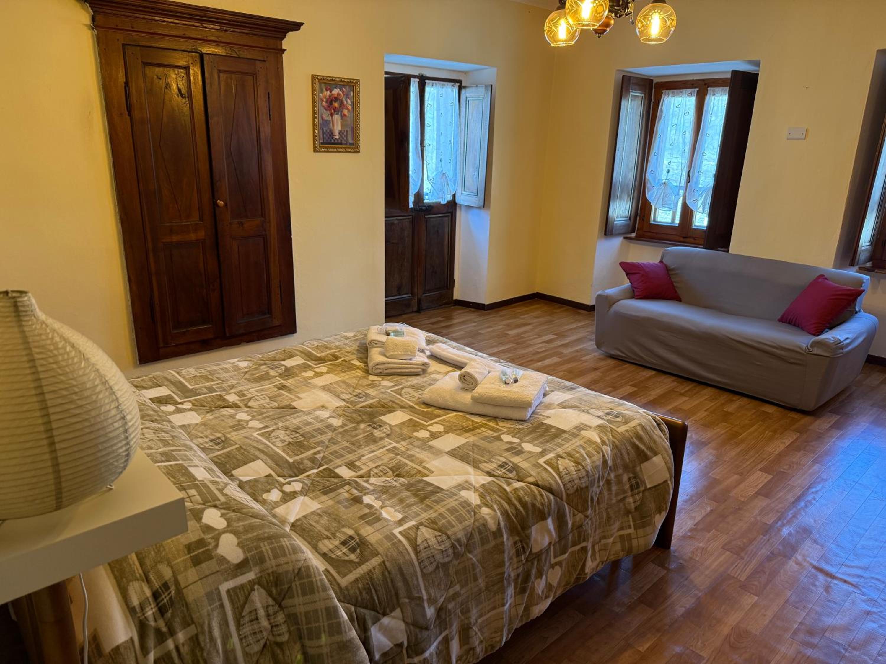 One-Bedroom Deluxe Apartment photo 1