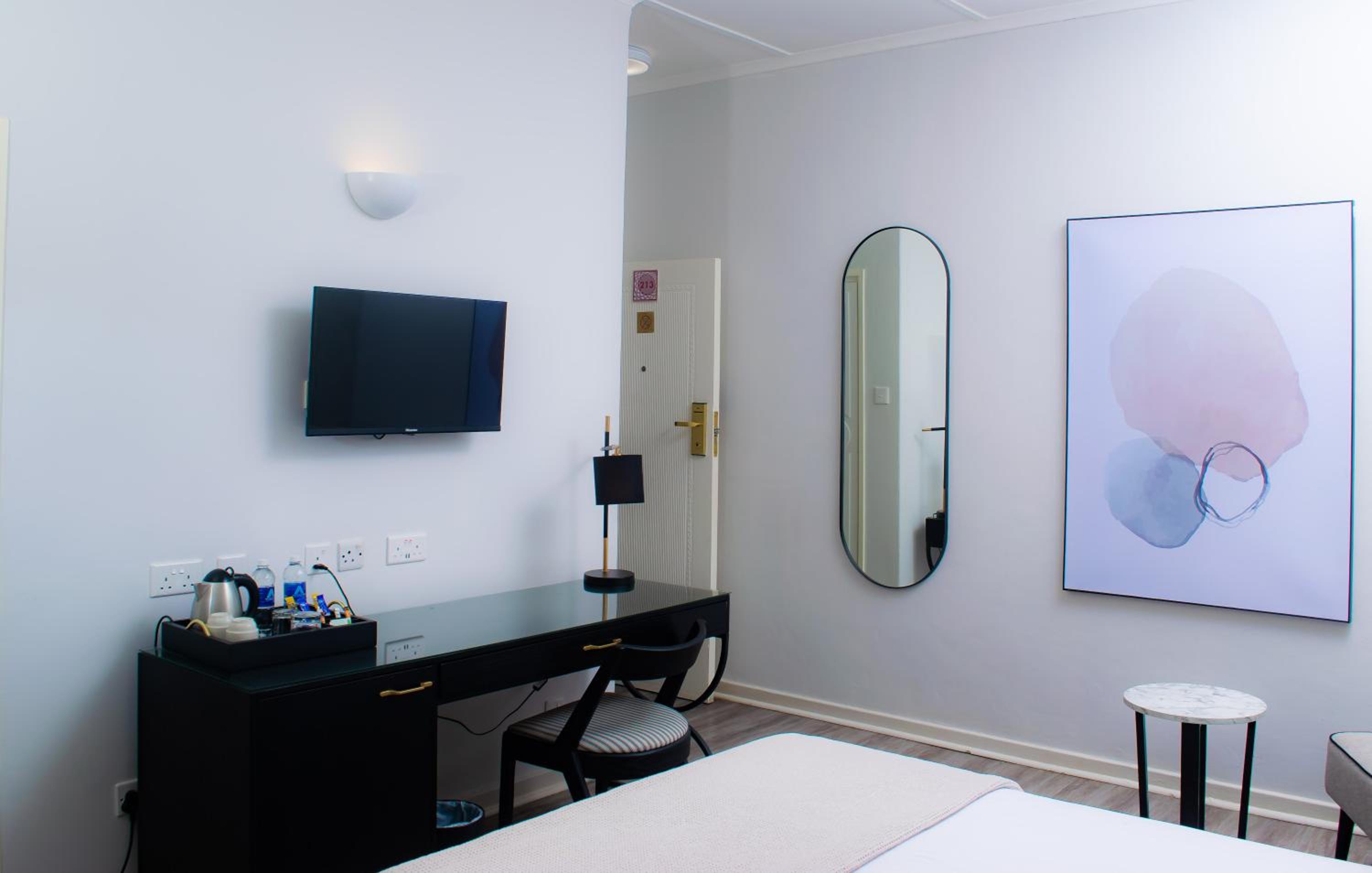 Double Room - Photo 21