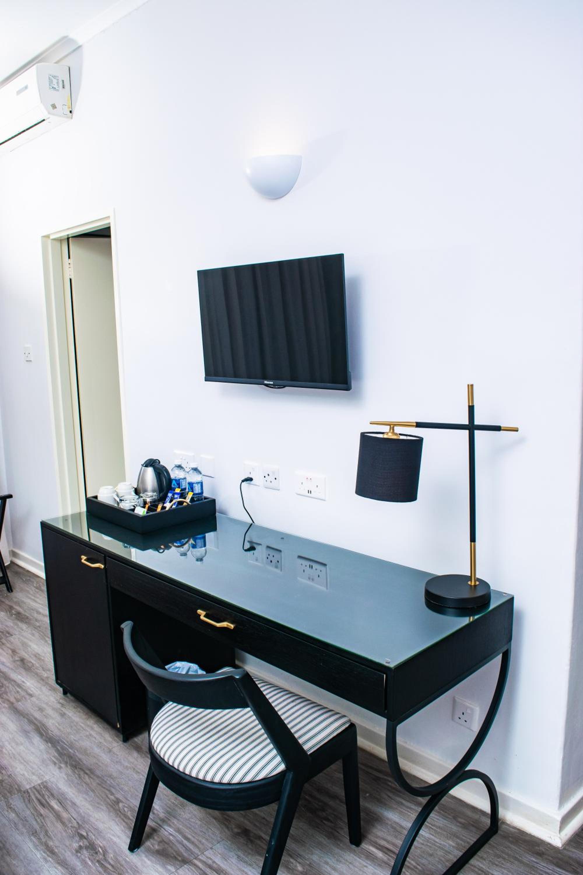 Double Room - Photo 19