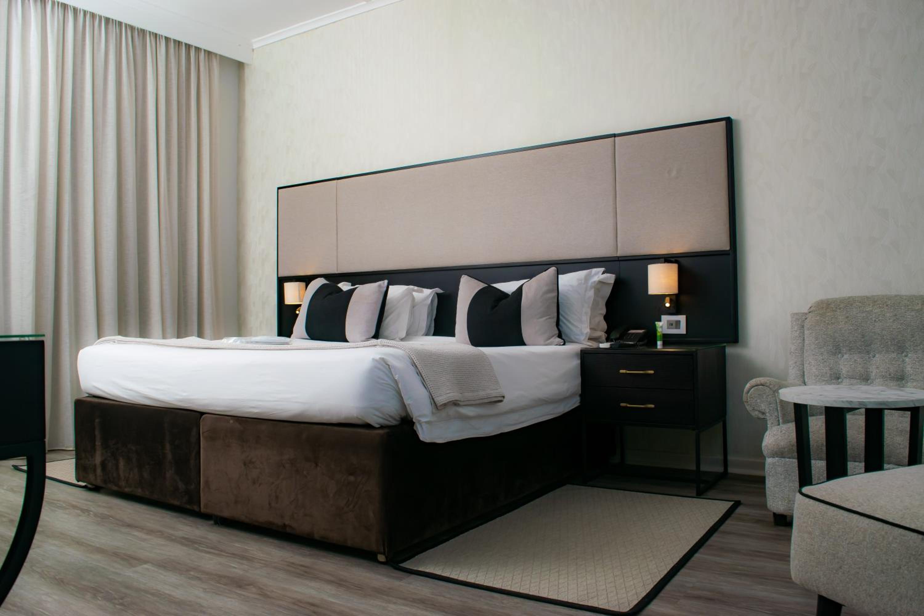 Double Room - Photo 25