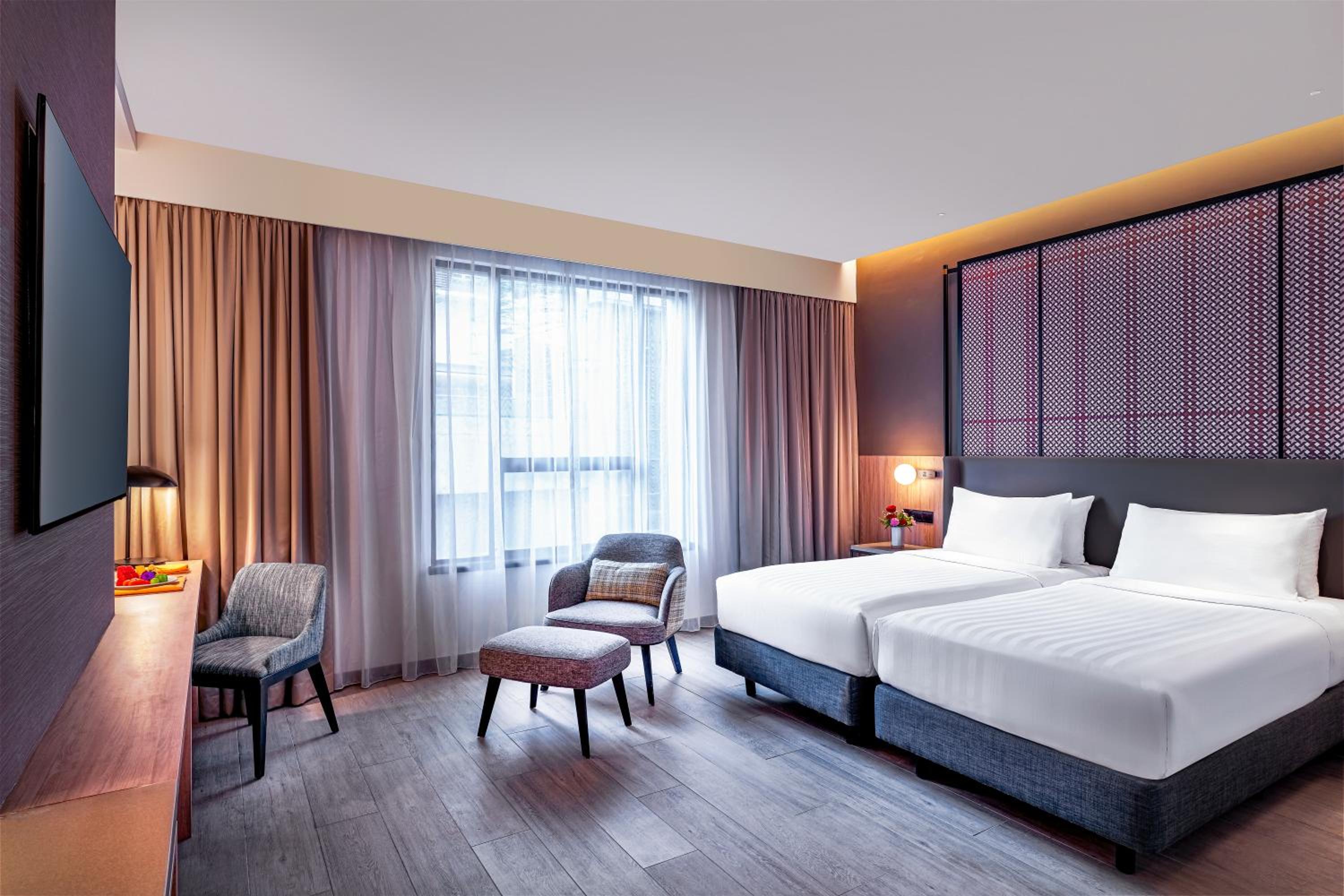 Deluxe Room Twin Beds photo 1