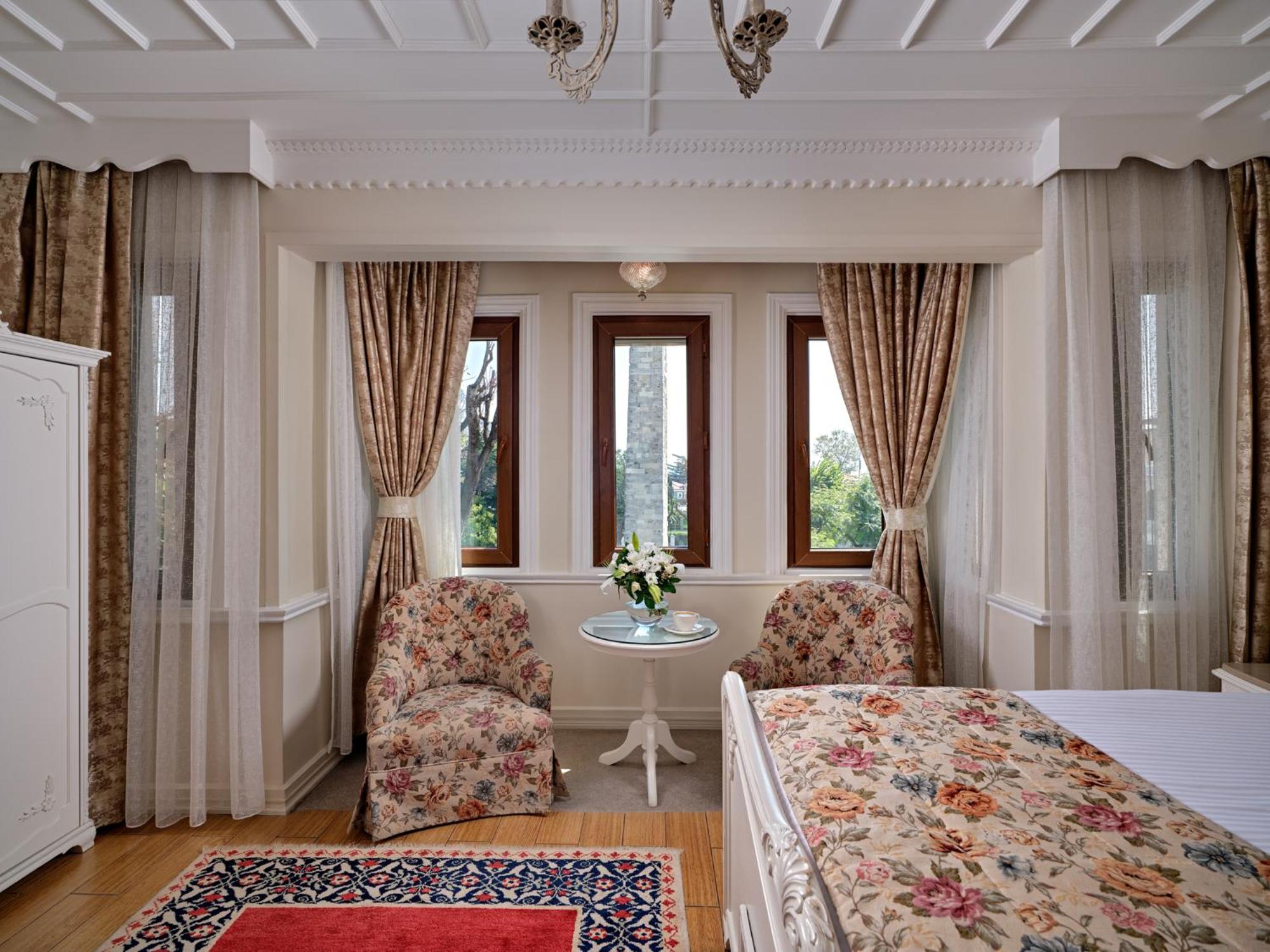 Triple Room with View photo 3