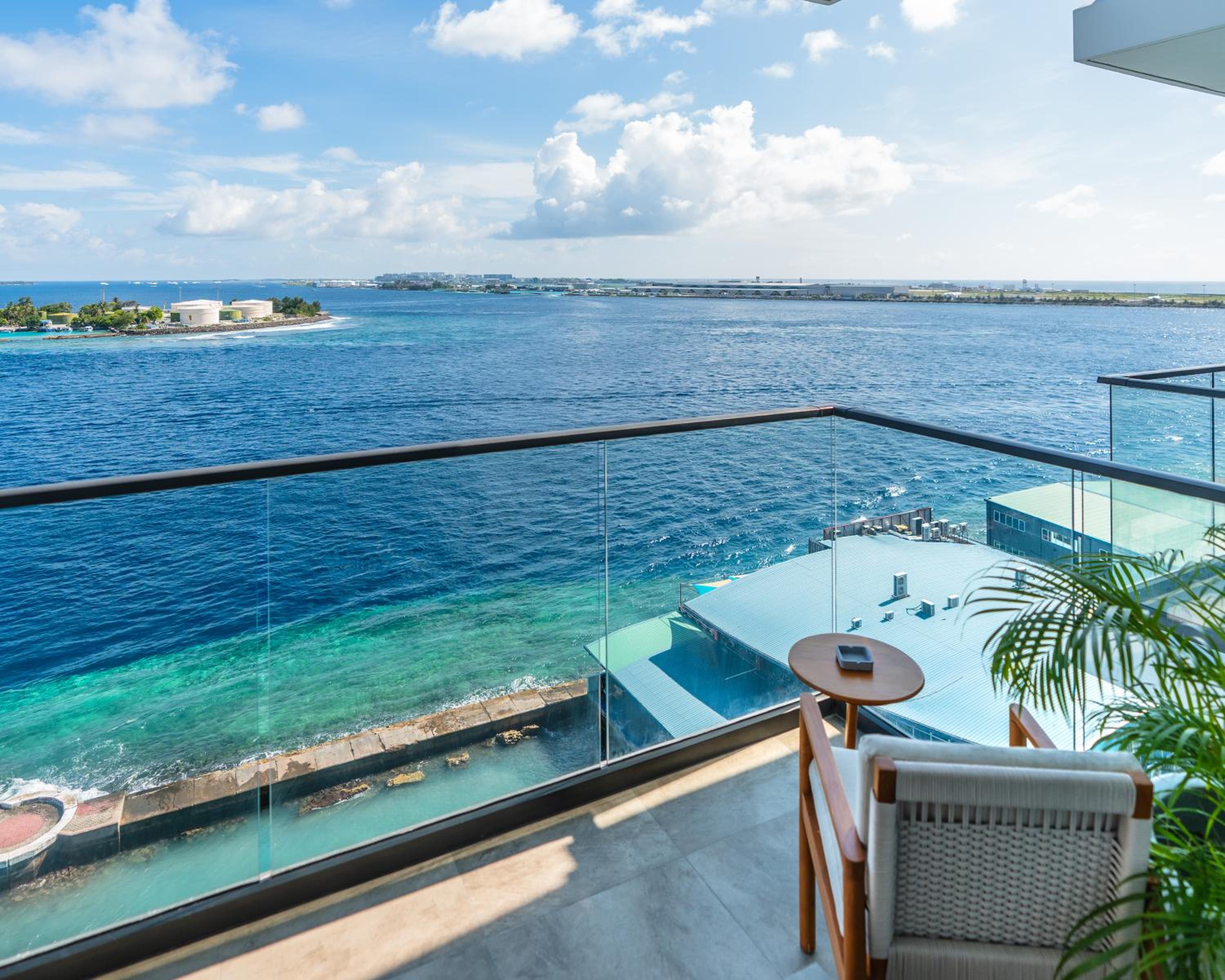 Interconnected Superior Ocean Front Deluxe (Free Airport Transfer)