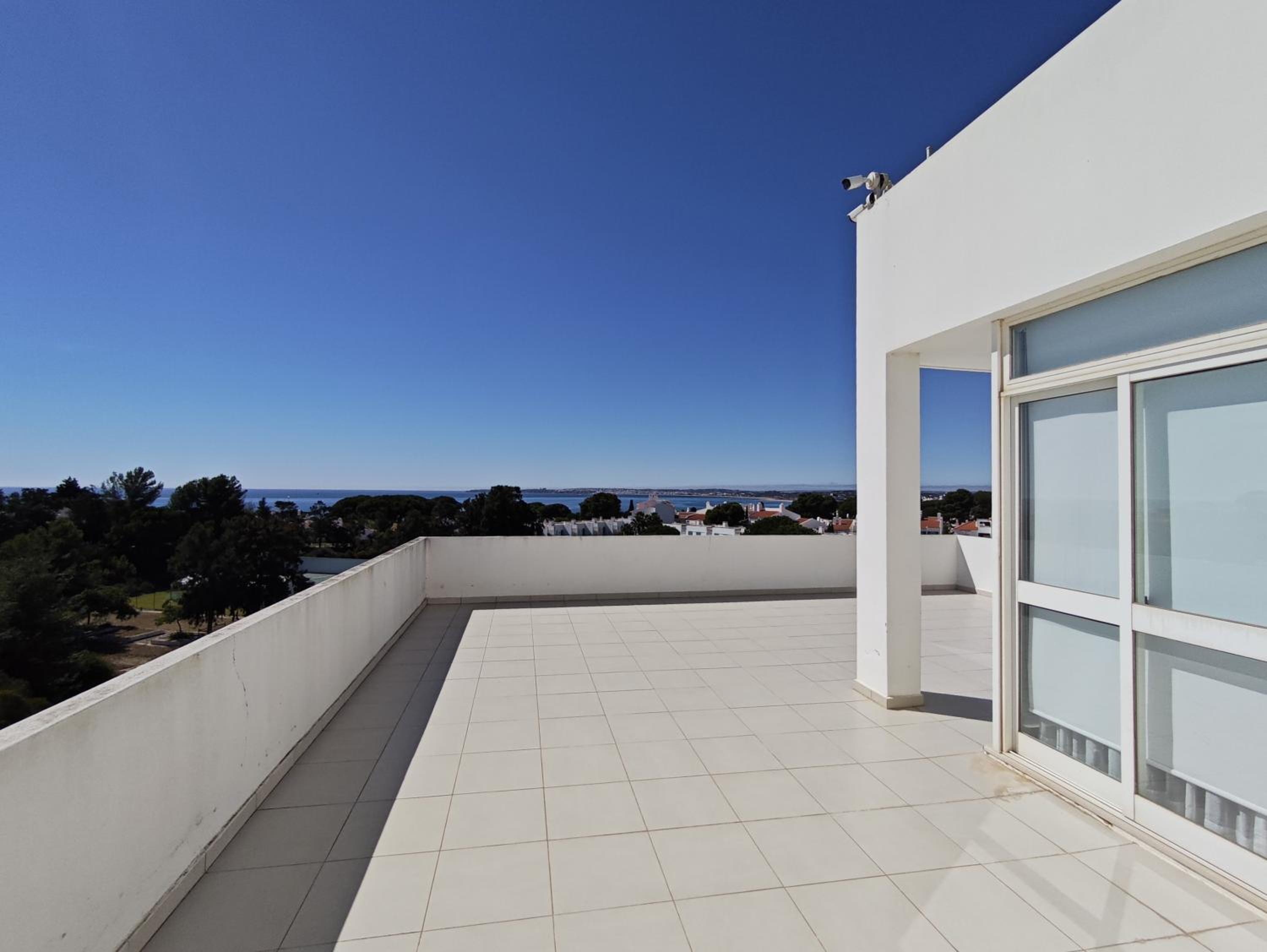 Two-Bedroom Apartment with Sea View photo 3