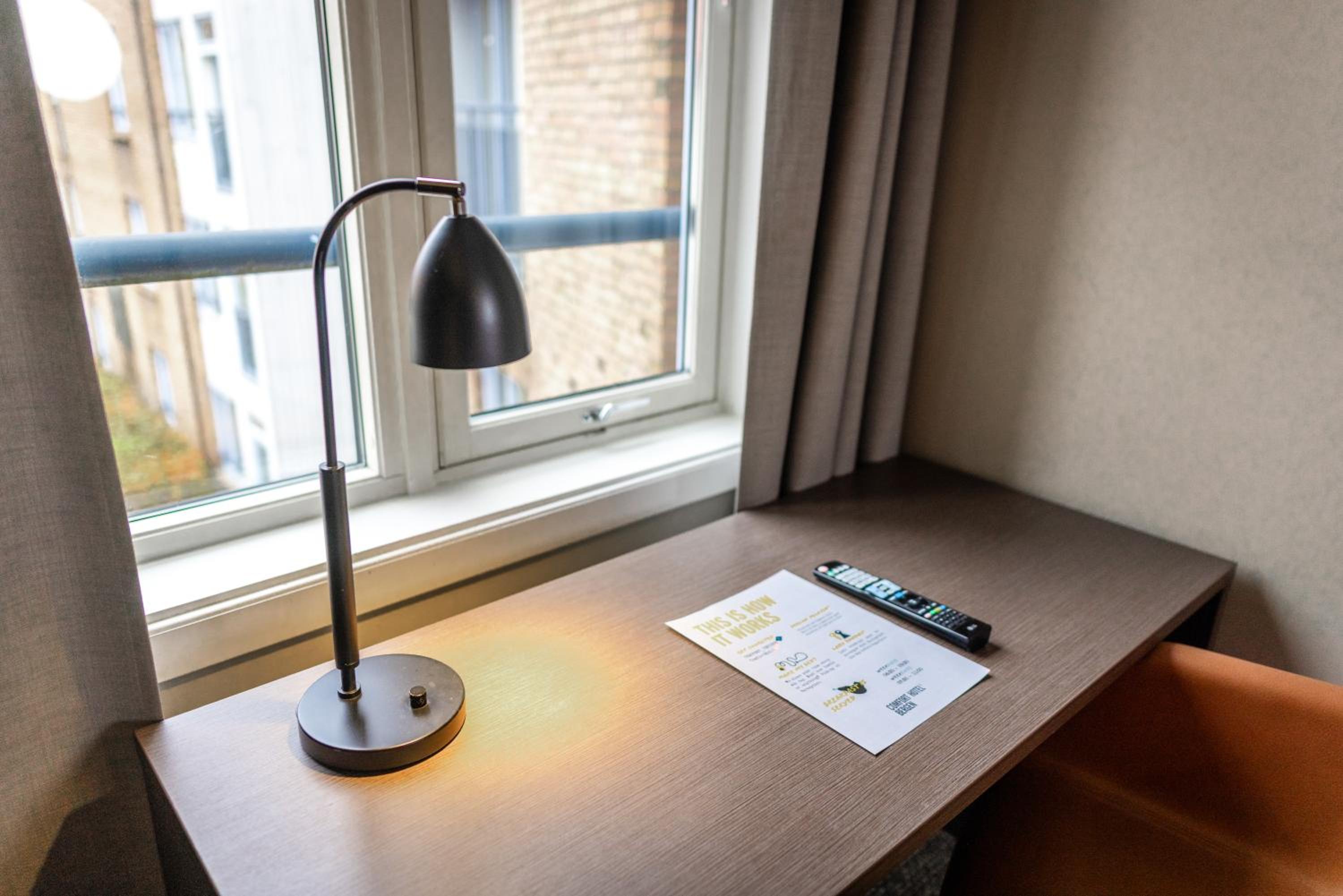 Standard Twin Room - Photo 6