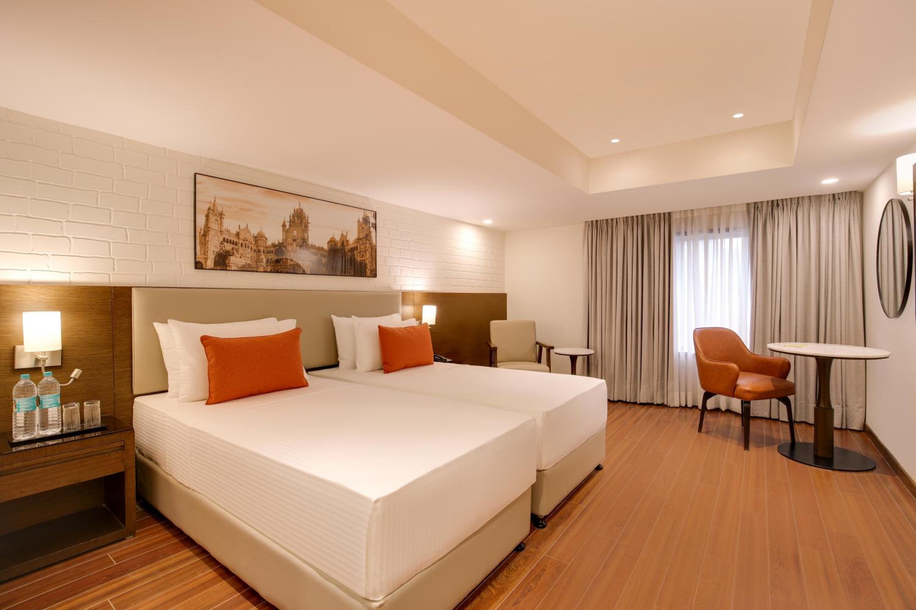 Deluxe Twin Room - Photo 2