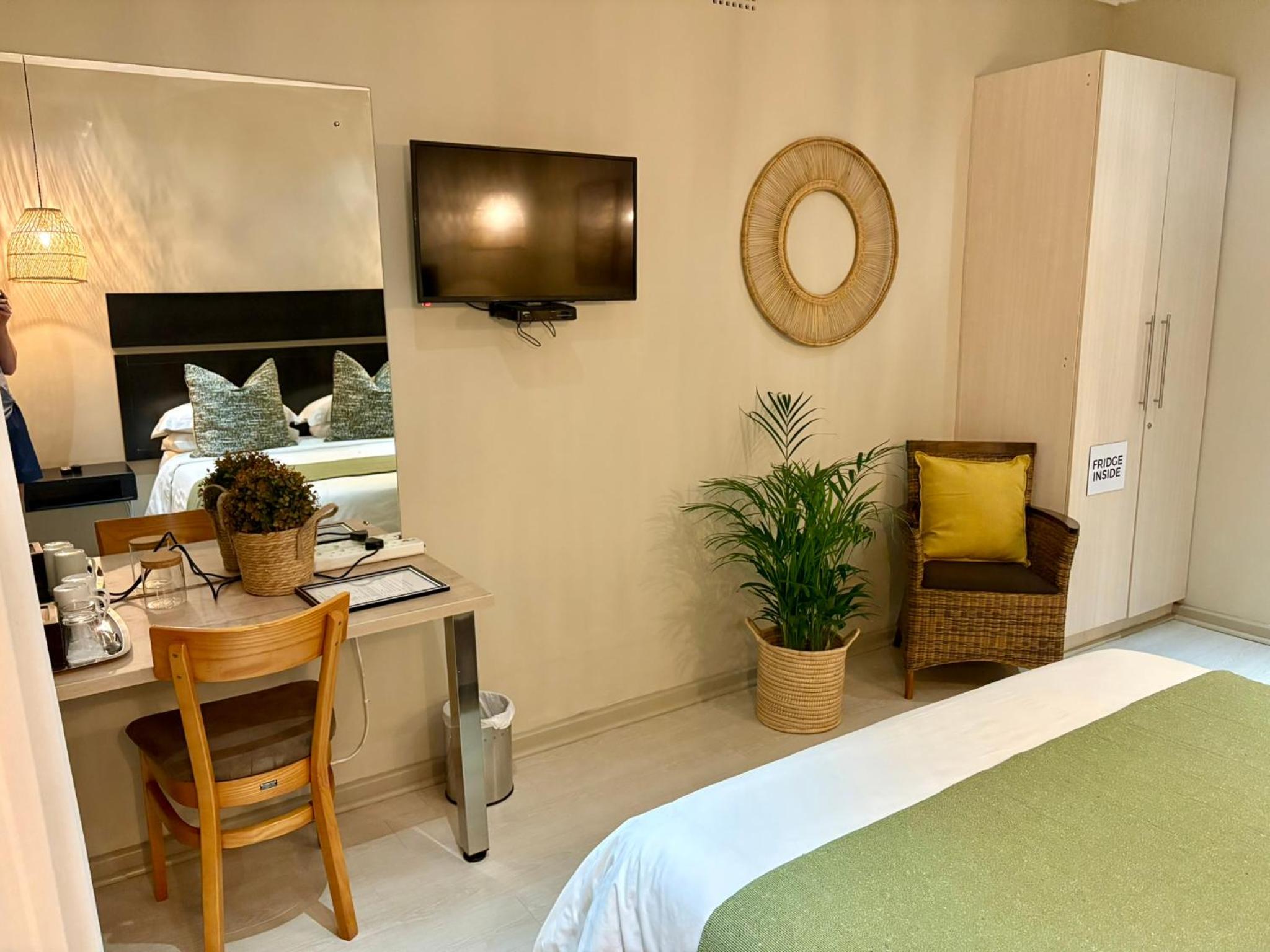 Double Room with Garden View photo 3