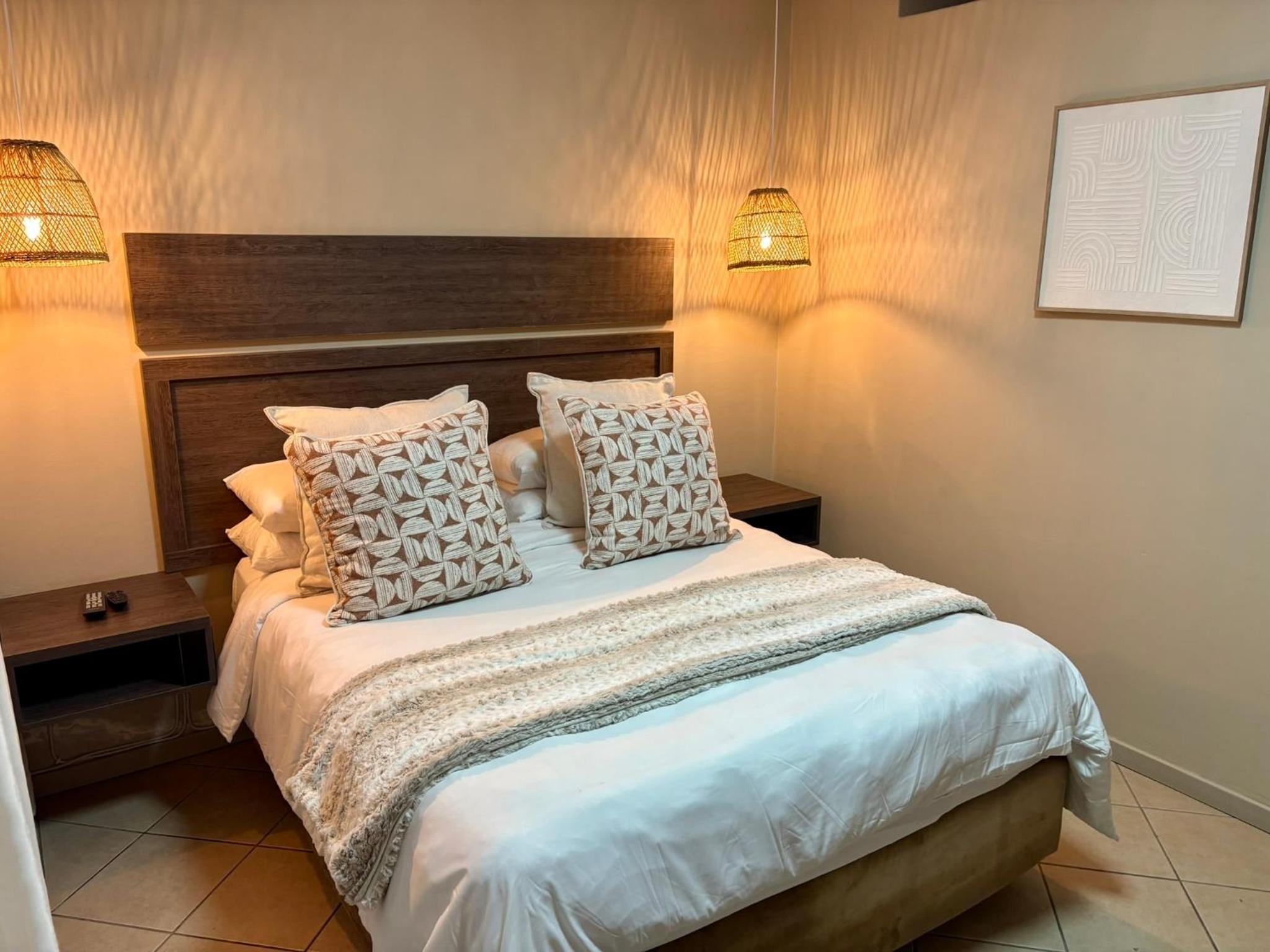 Deluxe Queen Room